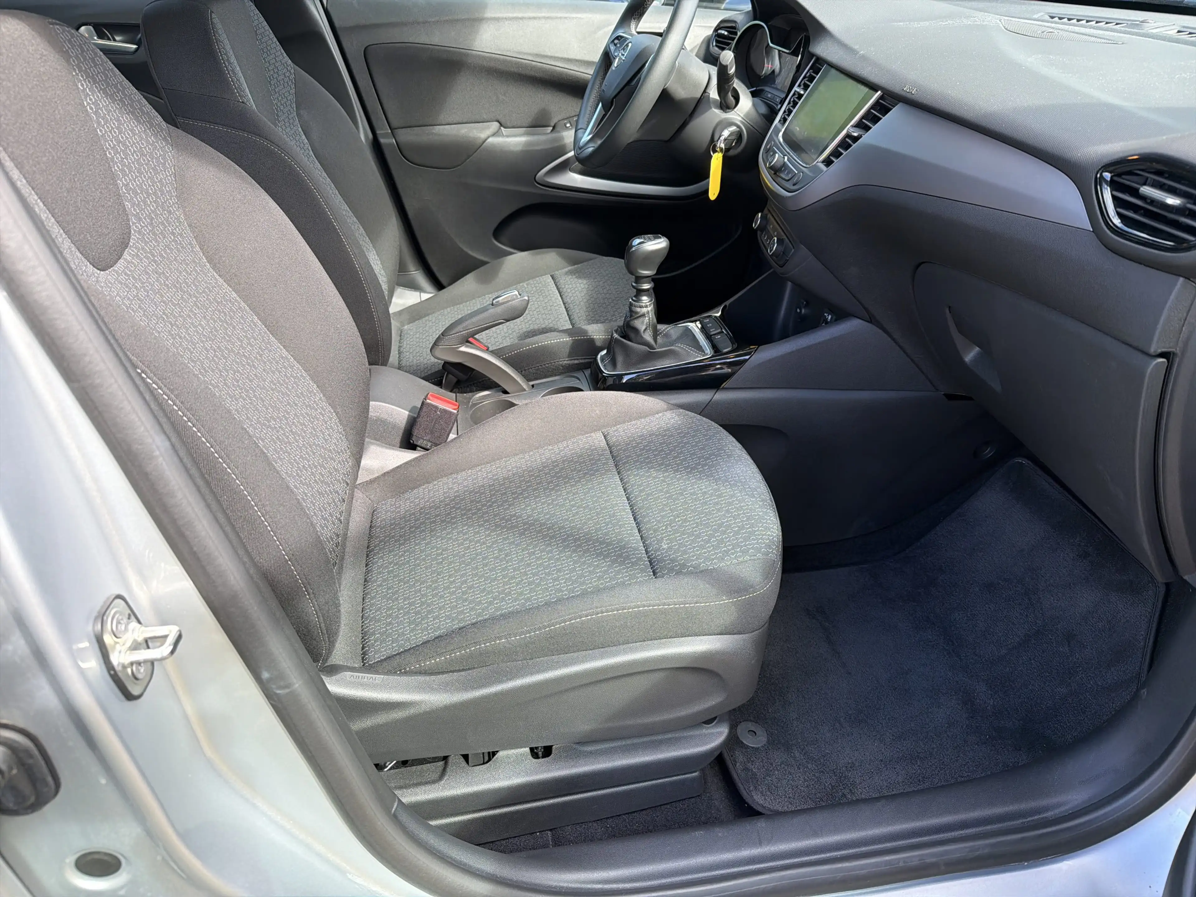 Opel Crossland 1.2 Turbo Elegance Paket LED+Navi — photo 9