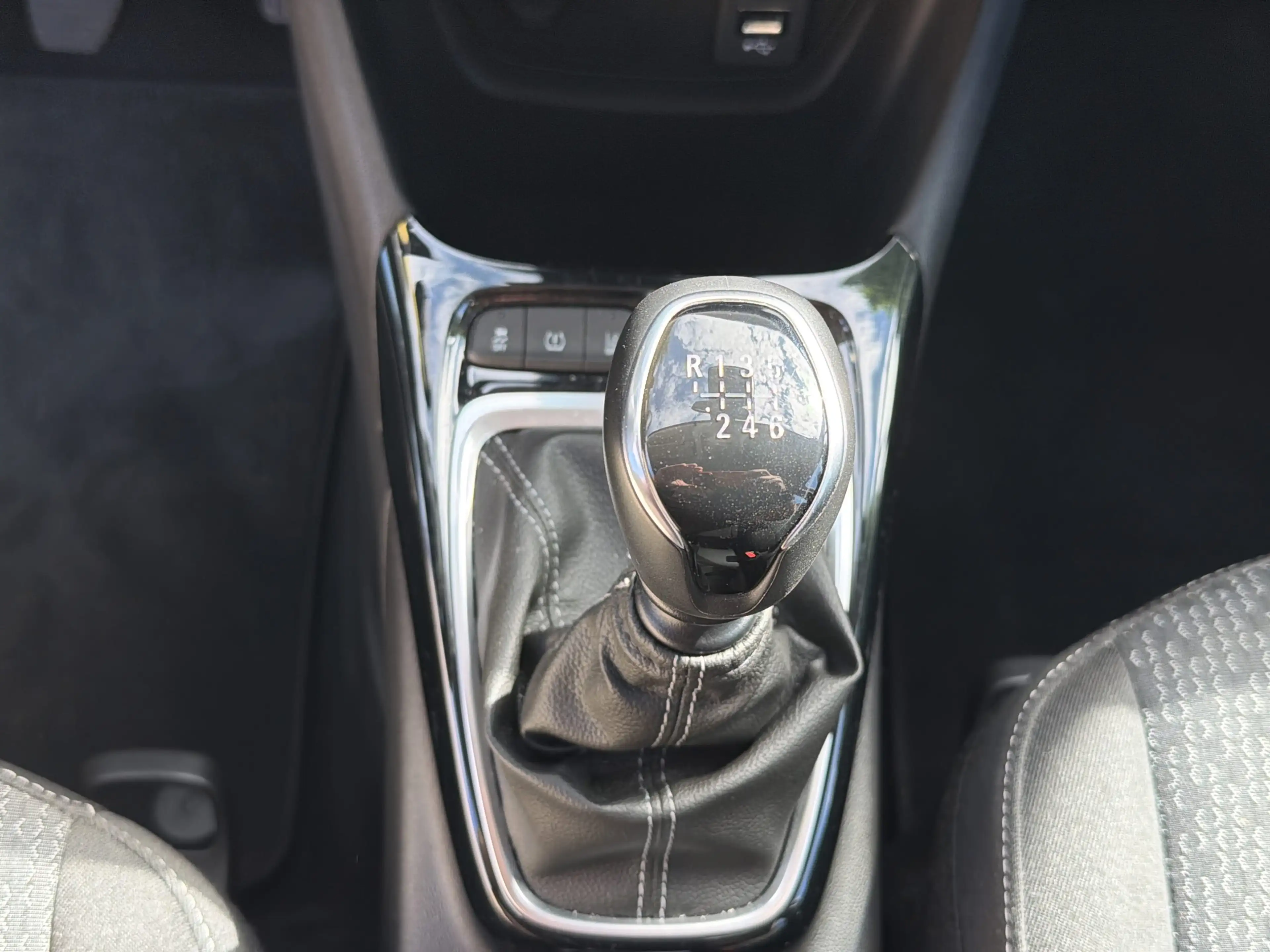 Opel Crossland 1.2 Turbo Elegance Paket LED+Navi — photo 15