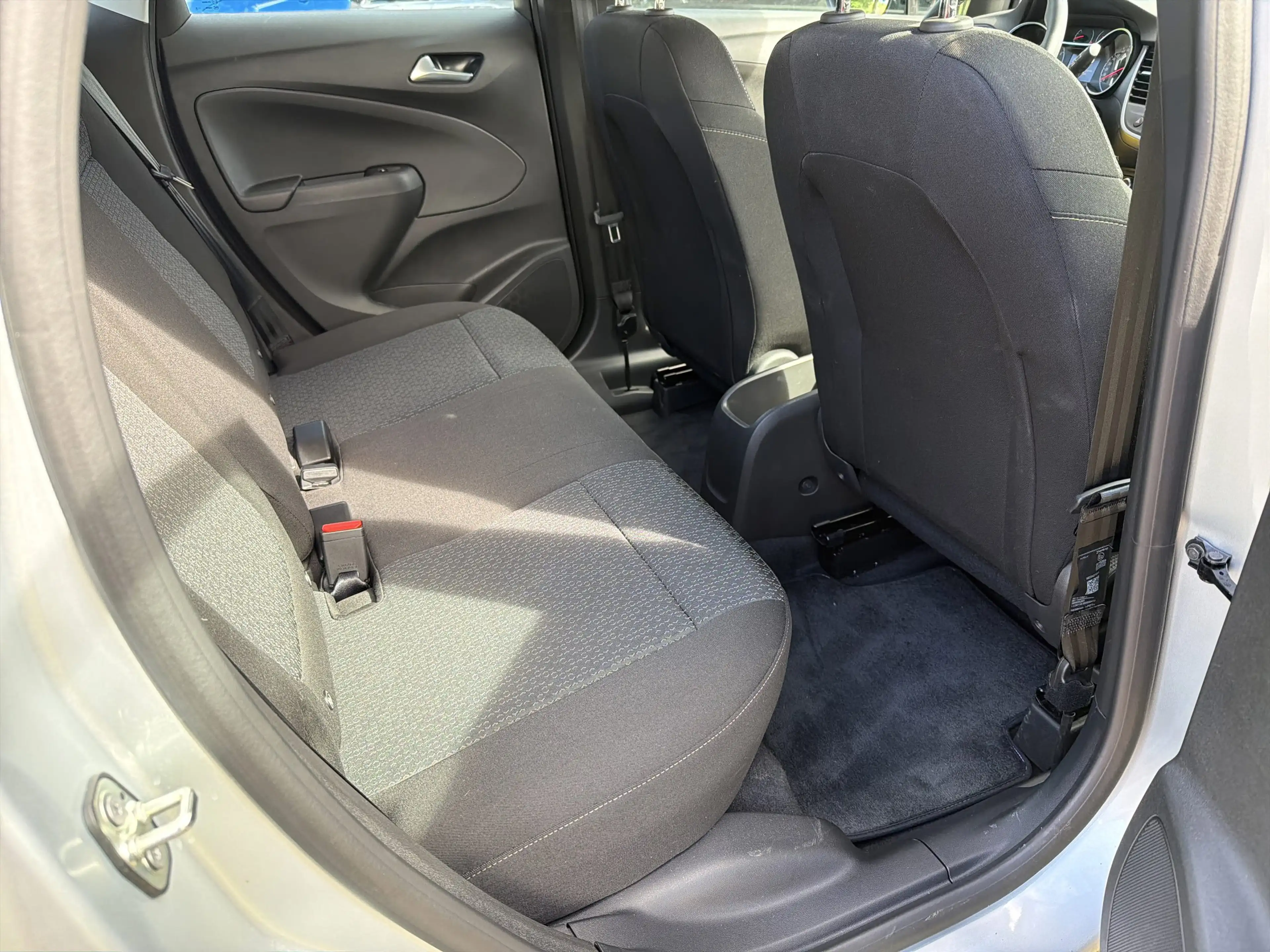 Opel Crossland 1.2 Turbo Elegance Paket LED+Navi — photo 10