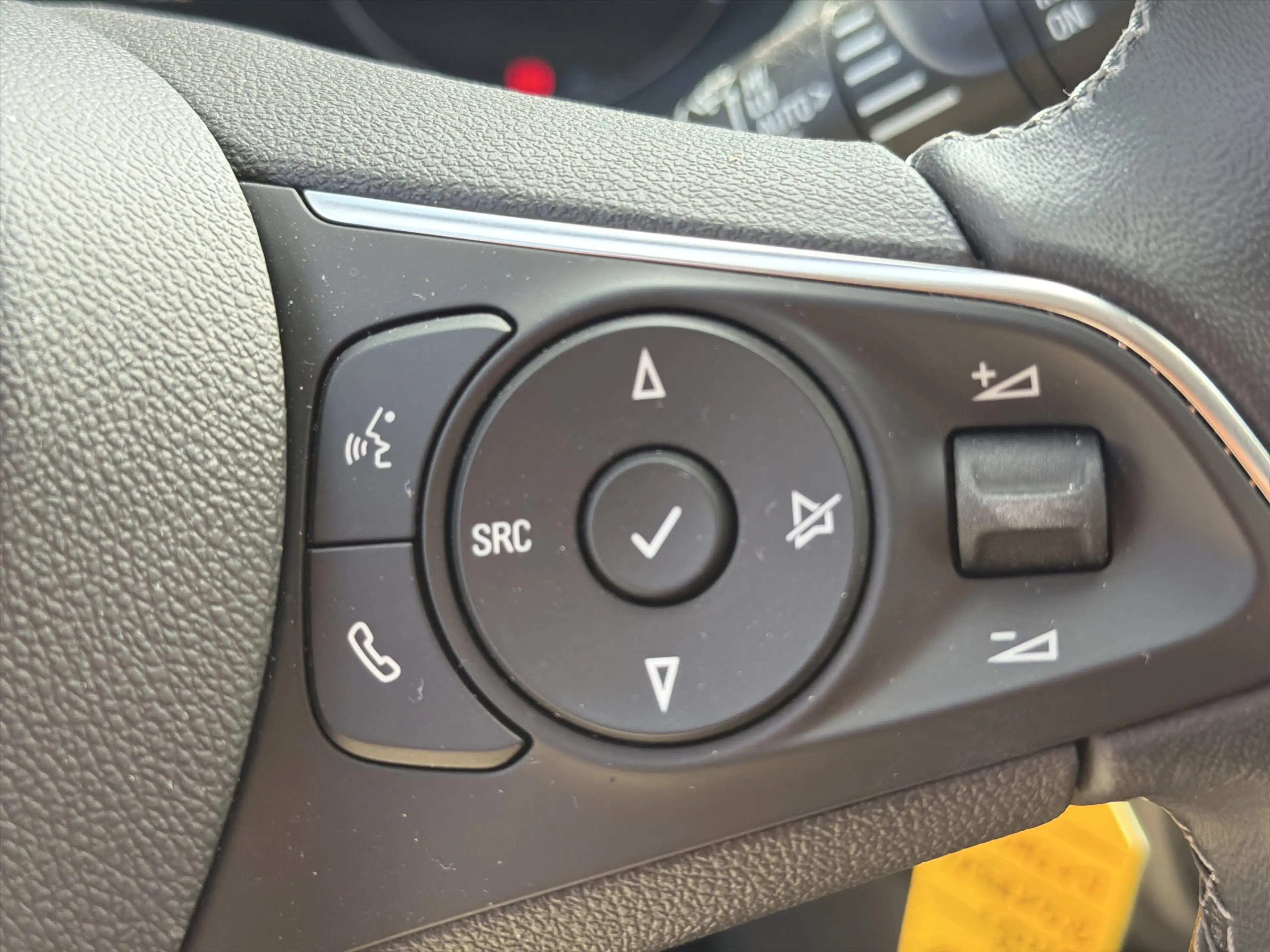 Opel Crossland 1.2 Turbo Elegance Paket LED+Navi — photo 13