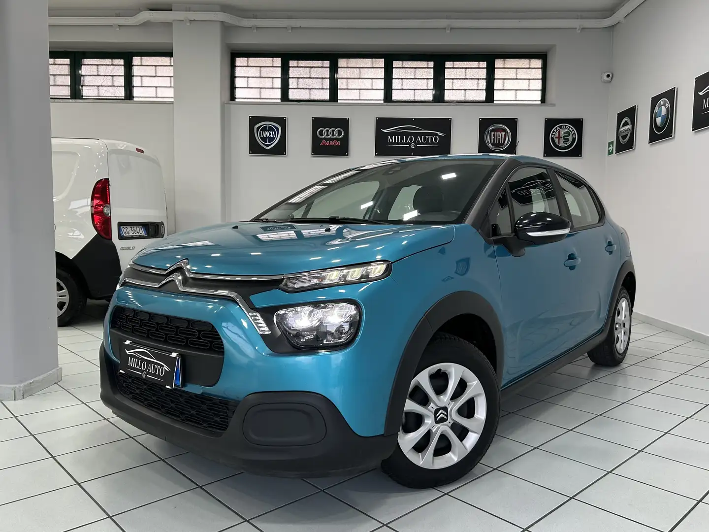 Citroen C3 Feel Pack 1.2cc 83cv Blau - 1
