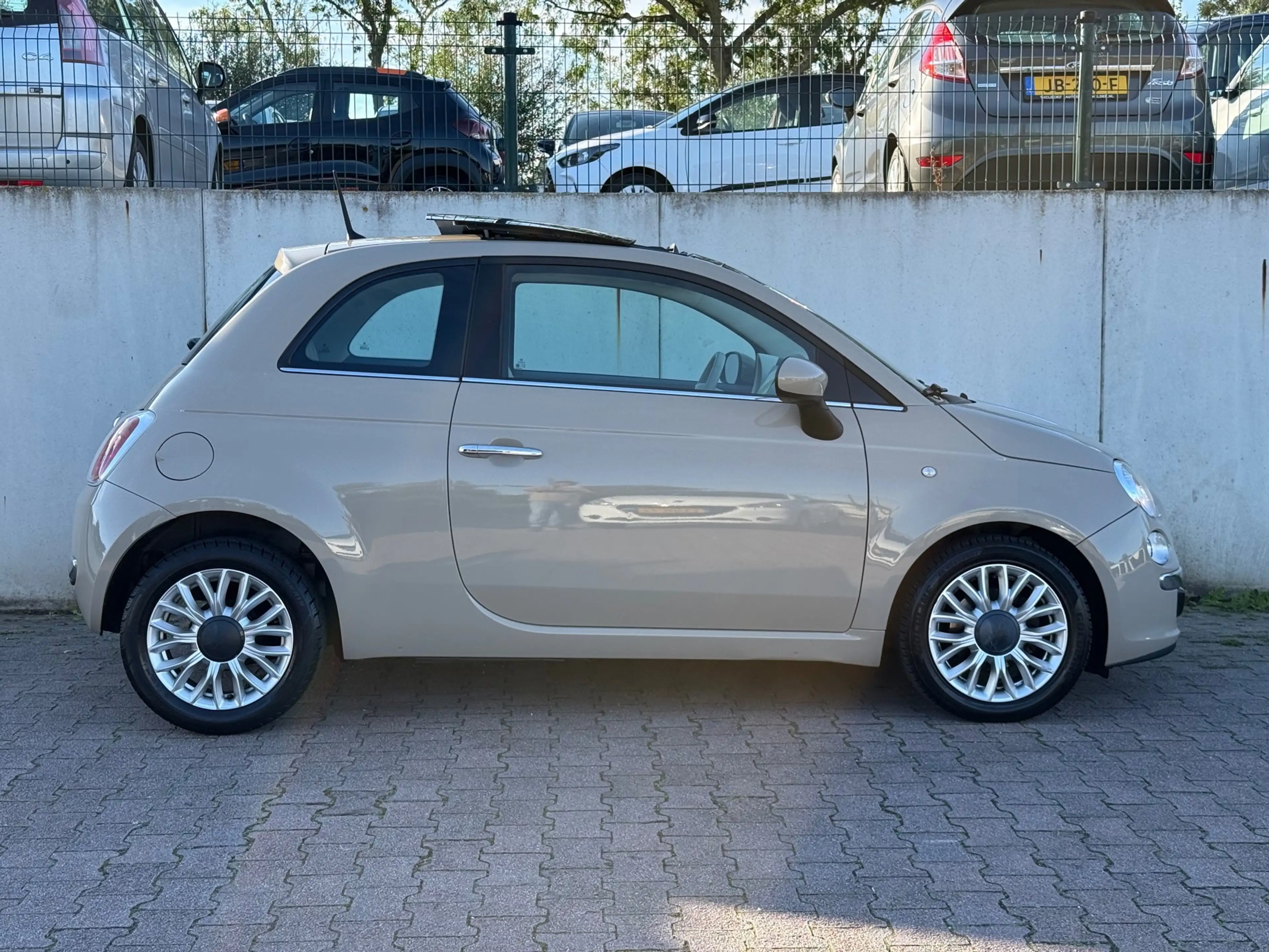 Fiat 500 0.9 TwinAir Lounge/PANO/SCHUIFDAK/NAVI/THERA MOKA — photo 8