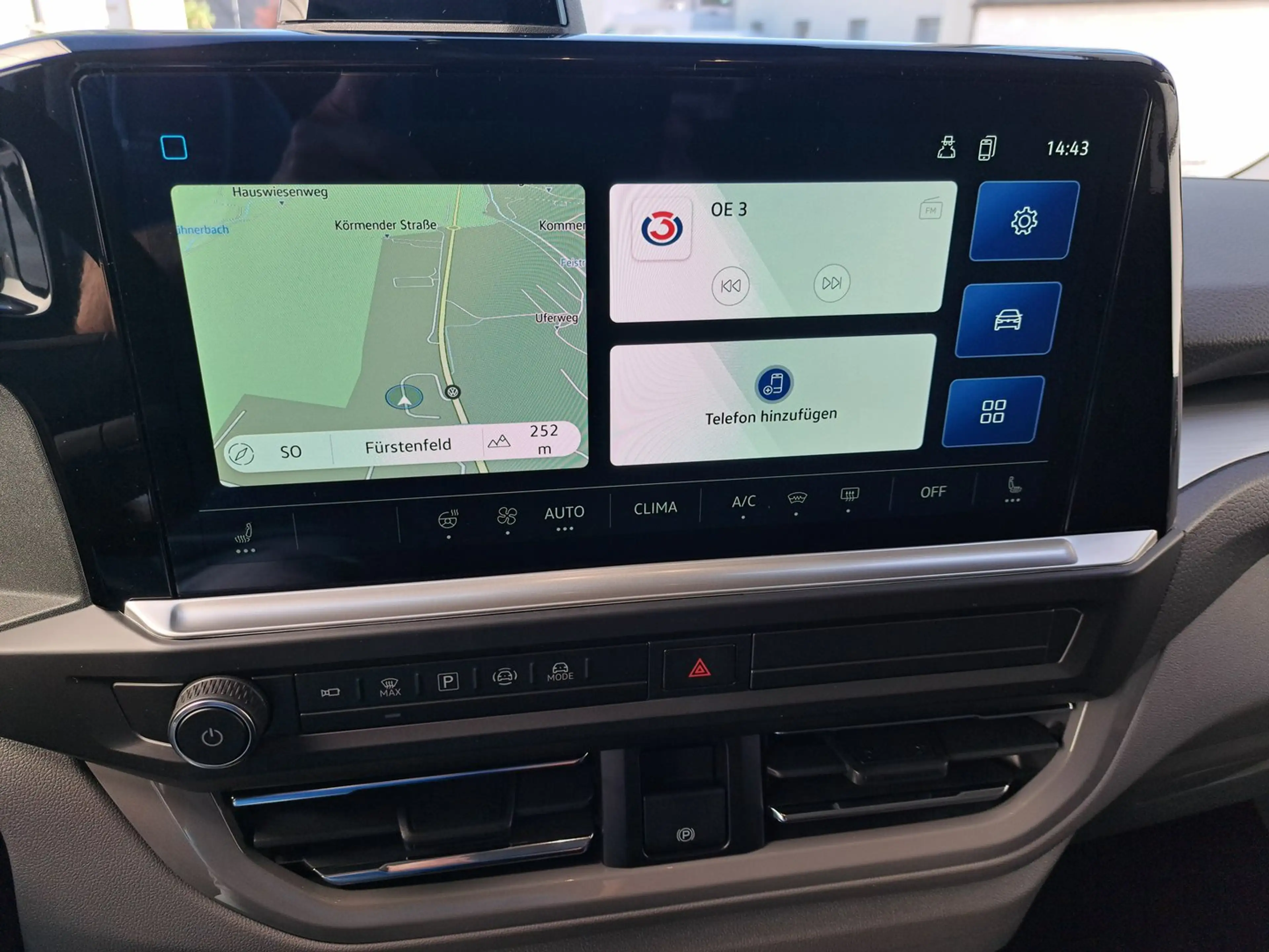 Volkswagen T7 Caravelle VW T7 Caravelle Edition LR eHybrid 171 kW — photo 5