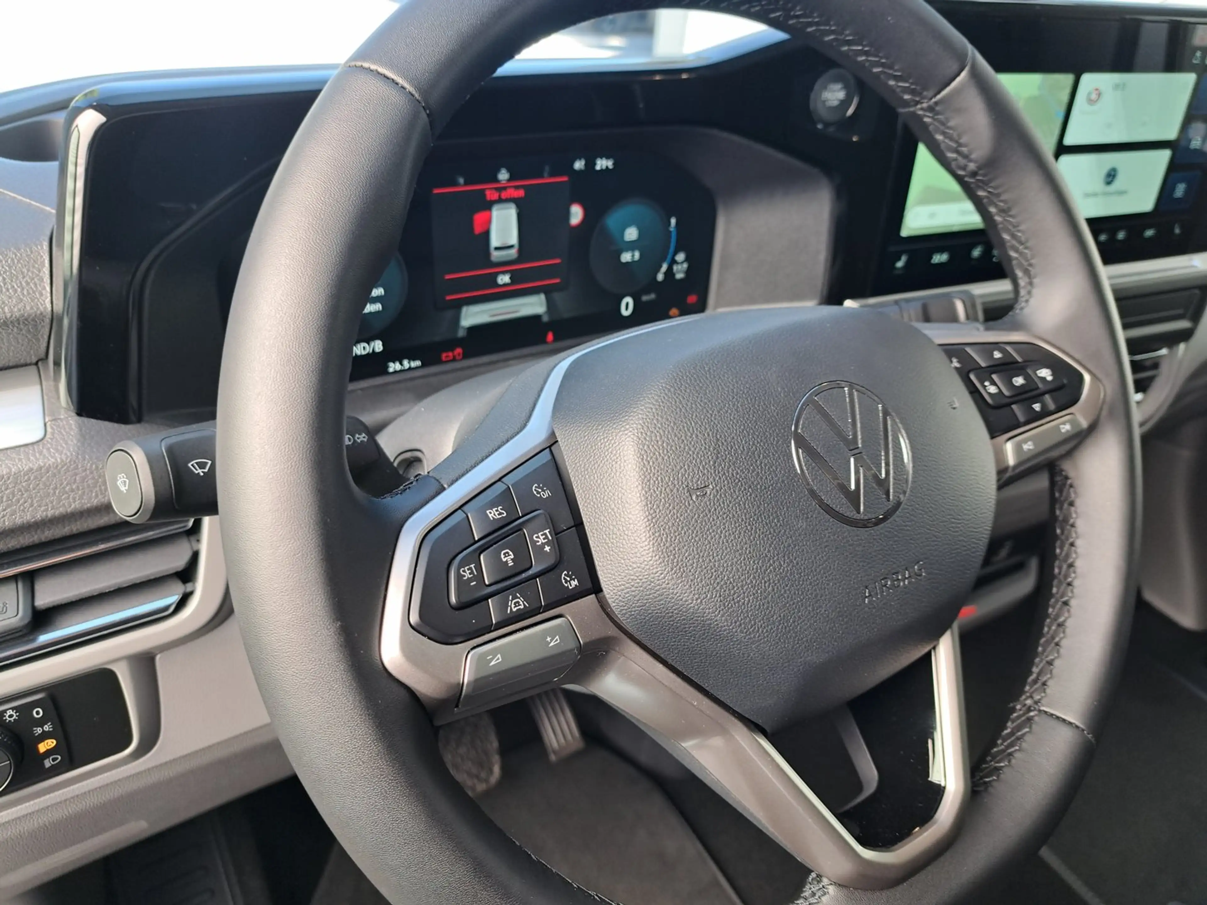 Volkswagen T7 Caravelle VW T7 Caravelle Edition LR eHybrid 171 kW — photo 14