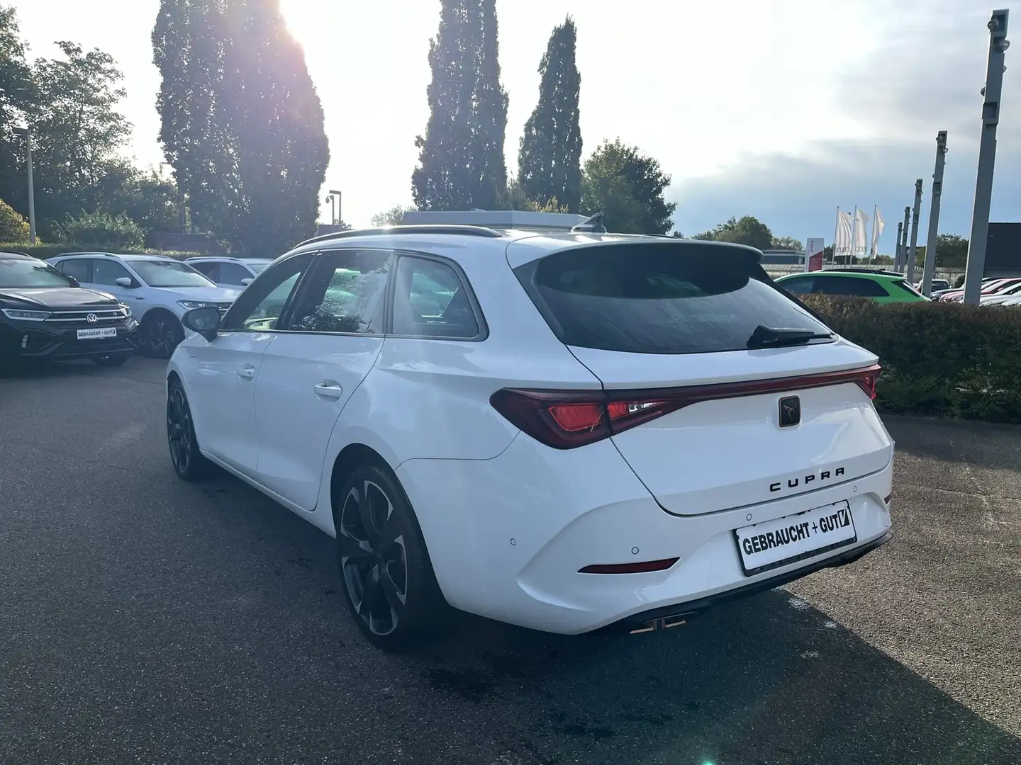 CUPRA Leon ST VZ 1.4 e-Hybrid Navi el.HK Pano Kam LM19 Blanc - 2