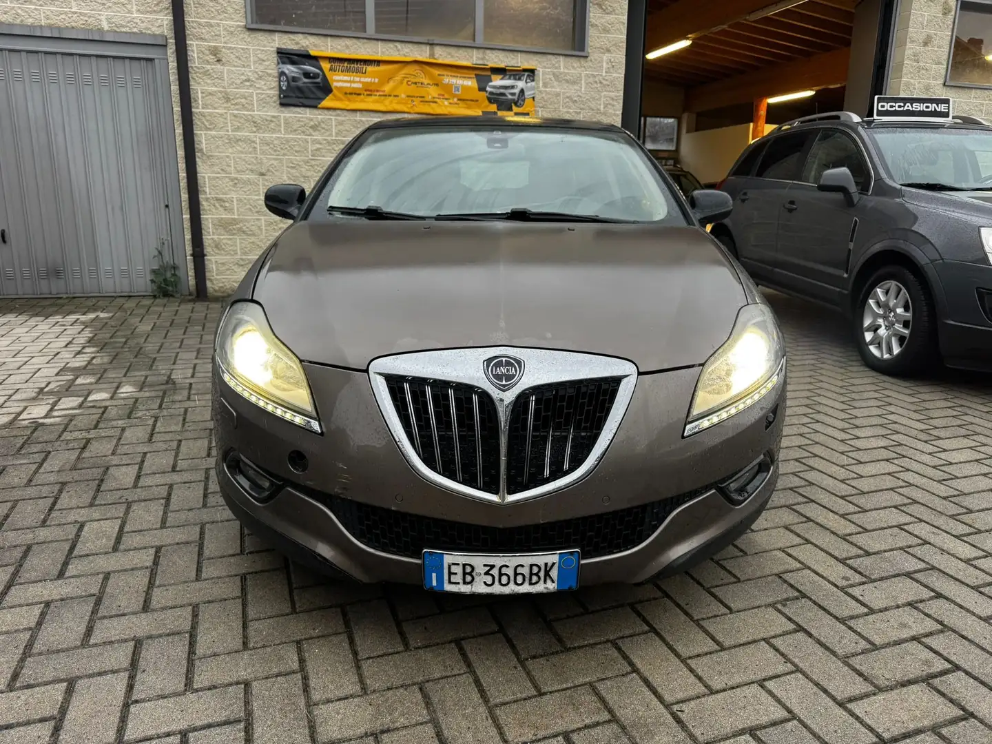 Lancia Delta Delta 2.0 mjt Executive 165cv dpf Beige - 1