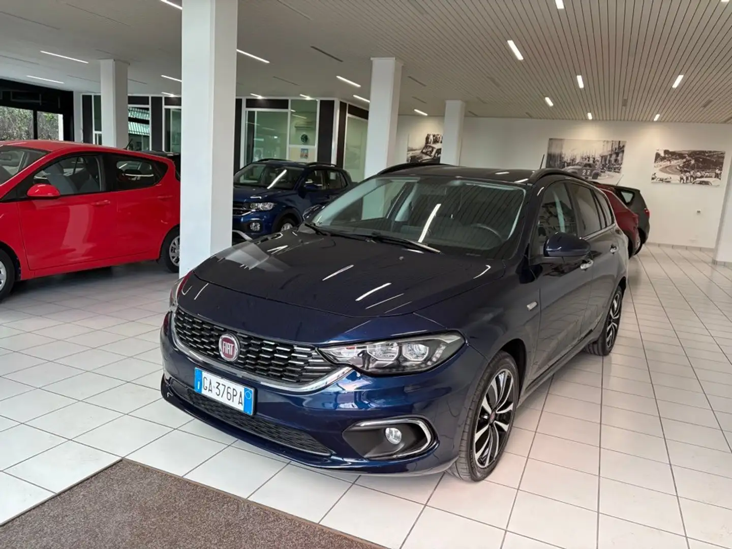 Fiat Tipo Tipo SW II 2016 SW 1.6 mjt Lounge s Bleu - 2