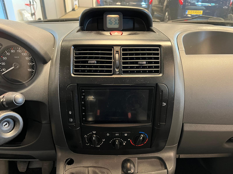 Citroen Jumpy 1.6 HDI 66KW BV — photo 18