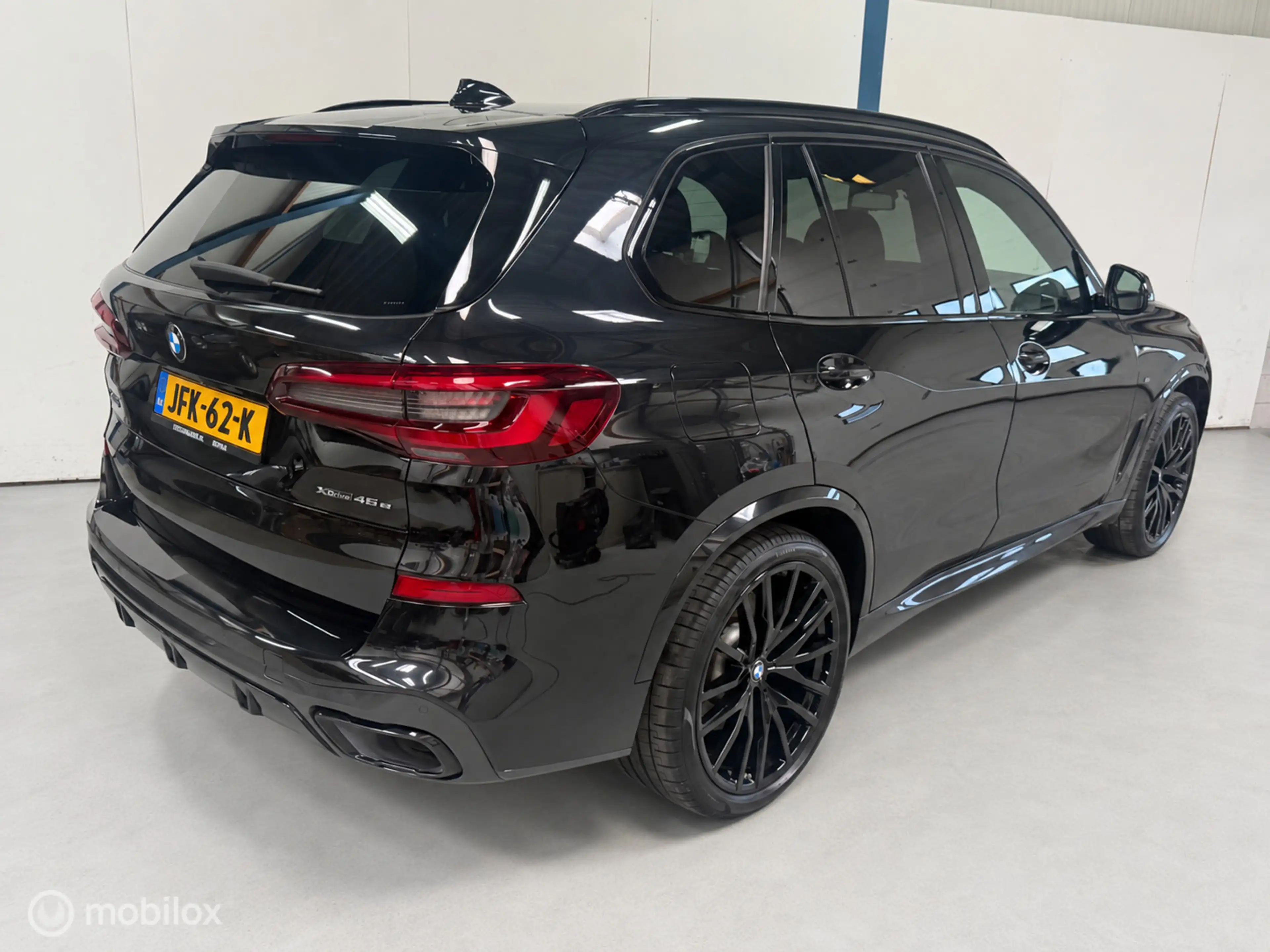 BMW X5 xDrive45e M-SPORT ACC/SKYLOUNGE/4WD STURING — photo 2