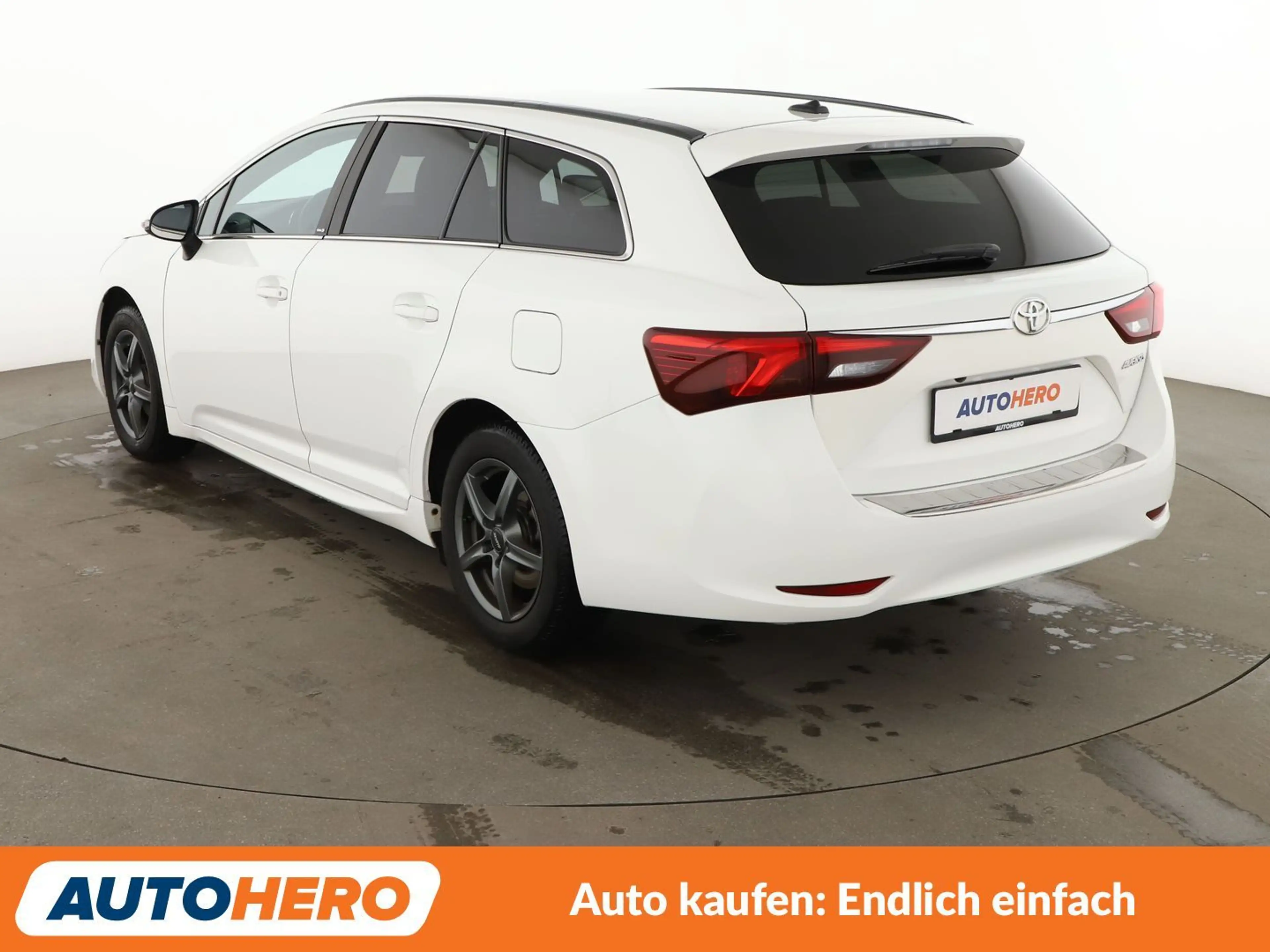 Toyota Avensis 1.8 Edition-S+ *NAVI*CAM*TEMPO*SHZ*ALU* — photo 4
