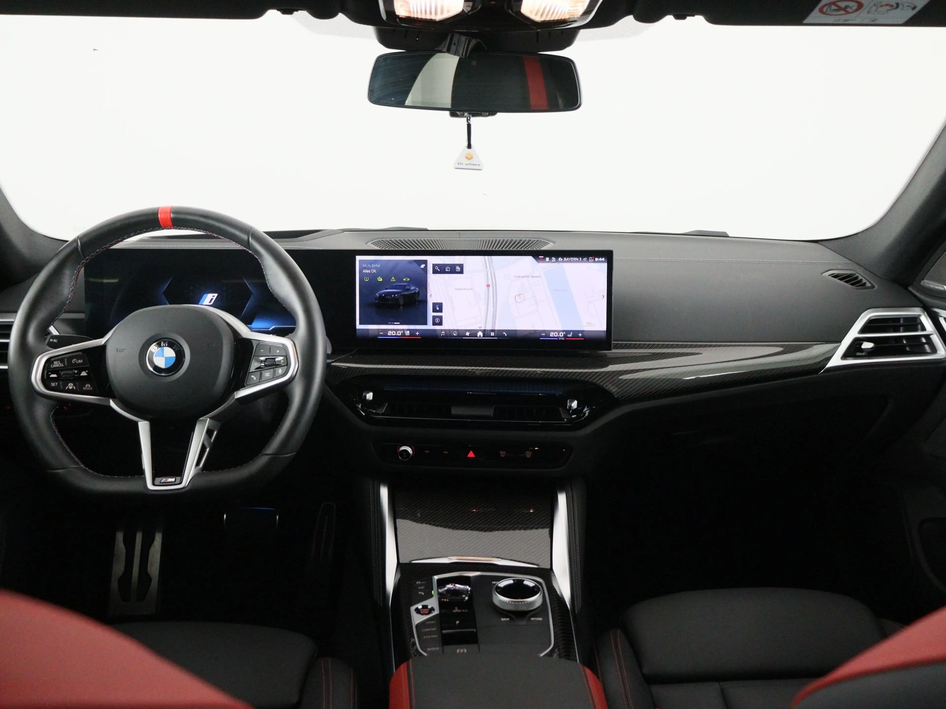 BMW i4 M60 84 kWh — photo 14