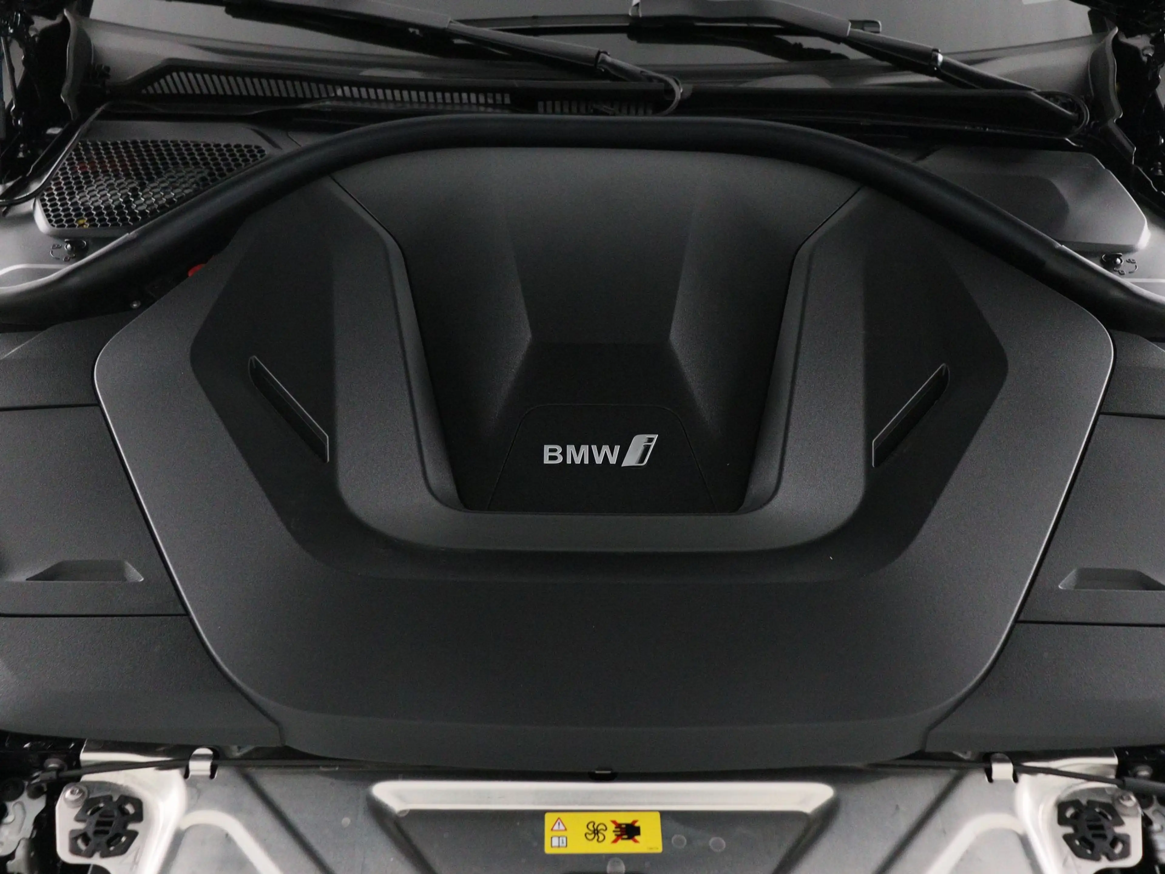 BMW i4 M60 84 kWh — photo 5