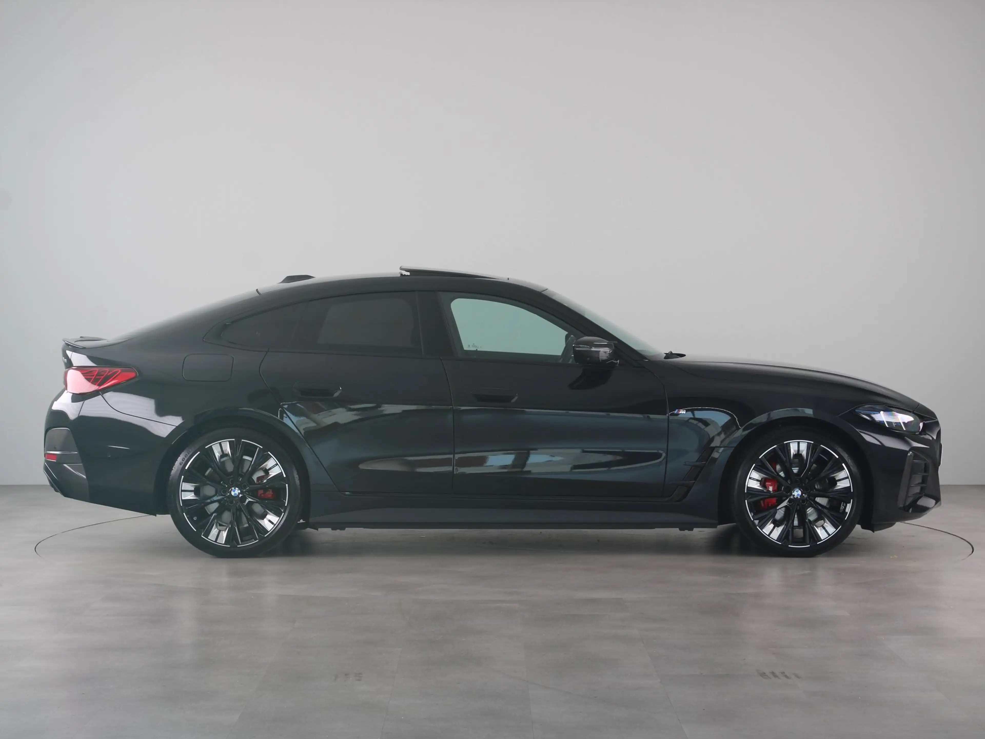 BMW i4 M60 84 kWh — photo 9