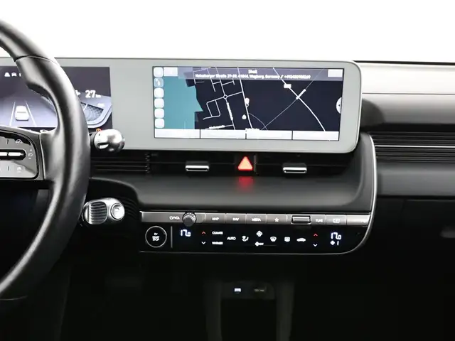 Hyundai Ioniq 5 view 11