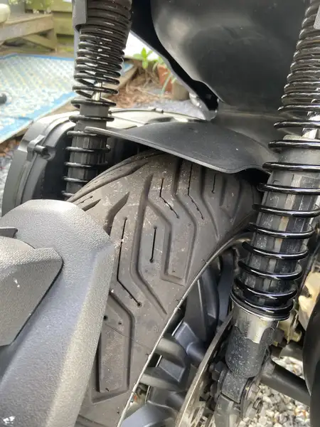 Piaggio Beverly 400 - foto 8