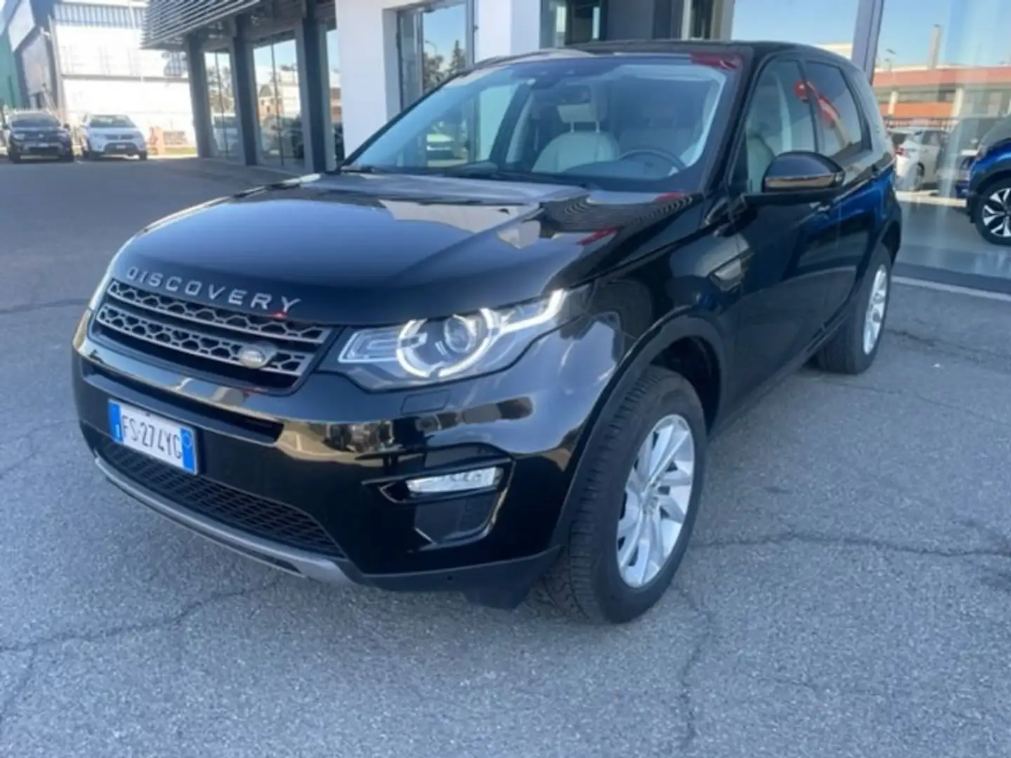 Land Rover Discovery Sport 2.0 TD4 150 CV HSE Luxury Nero - 2