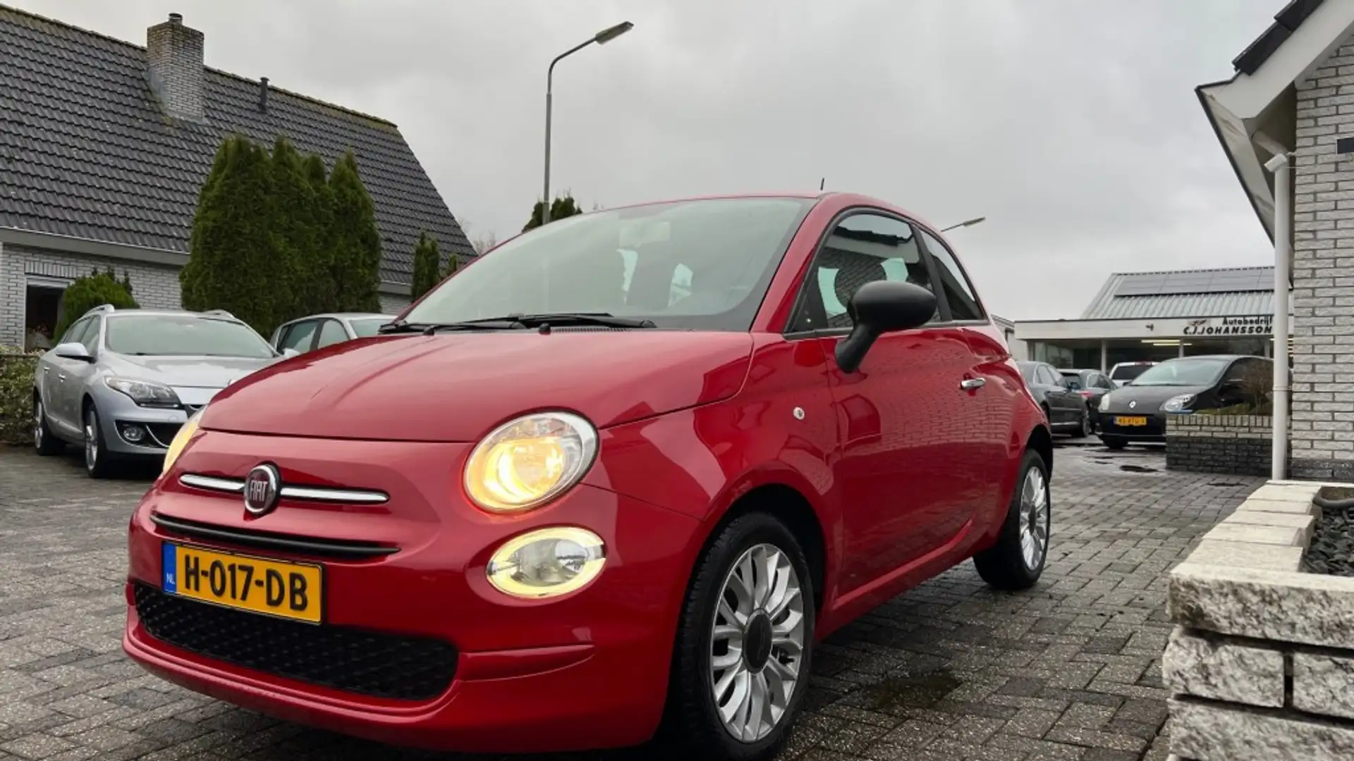Fiat 500 0.9 twinair Turbo young Rouge - 2