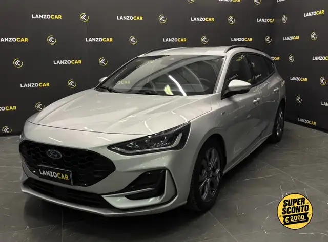 2023 Ford Focus in Silver for sale