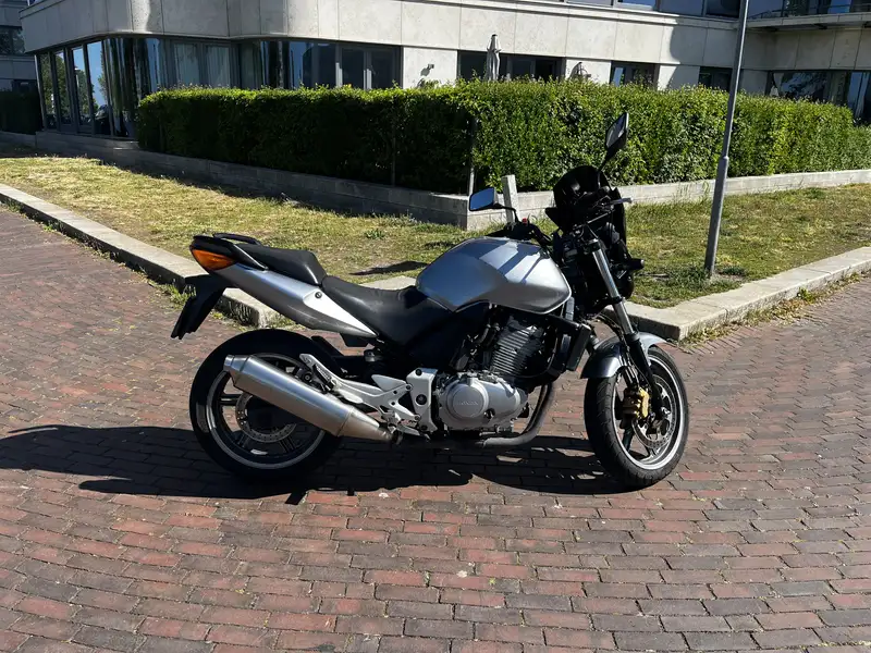 Honda CBF 500
