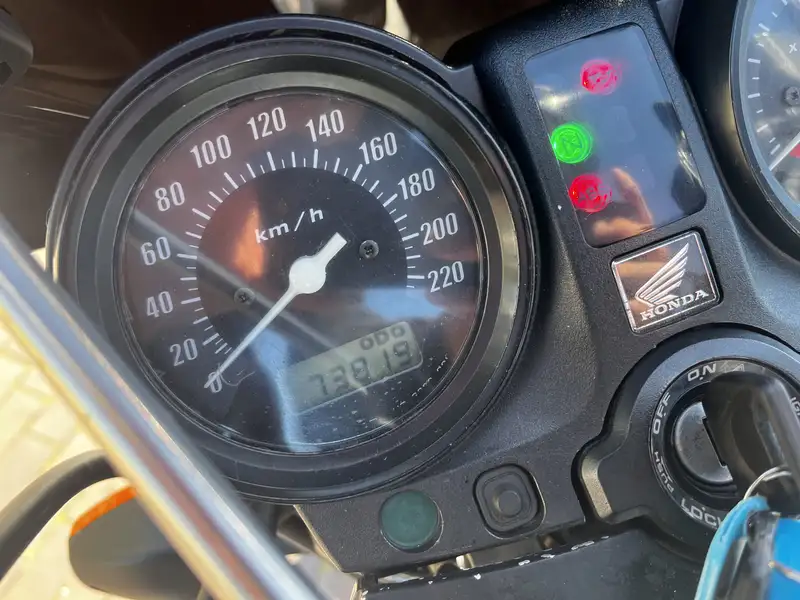 Honda CBF 500 - foto 8