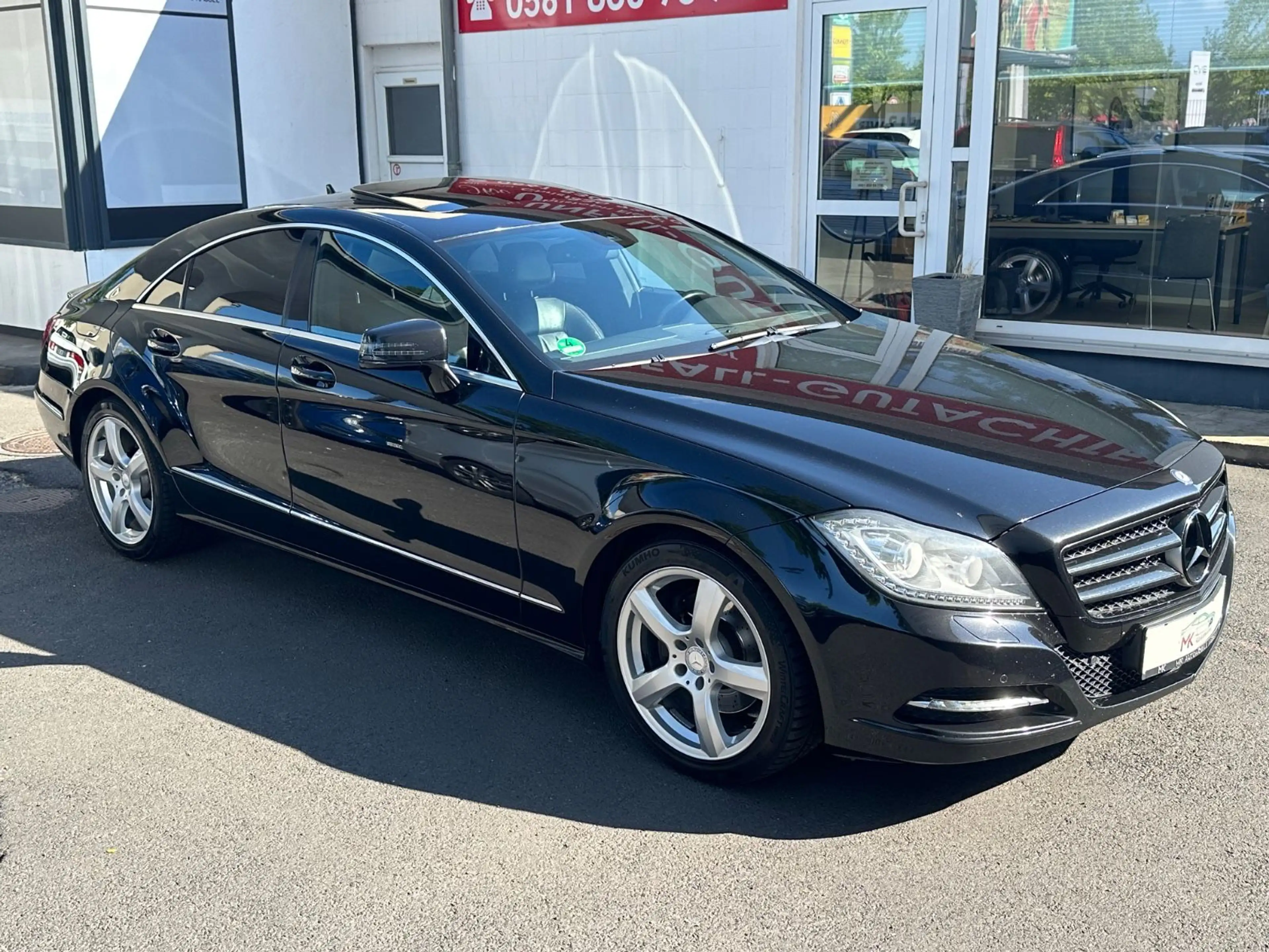 Mercedes-Benz CLS 350 CDI BlueEfficiency Schiebedach/ LED/ Nav — photo 3