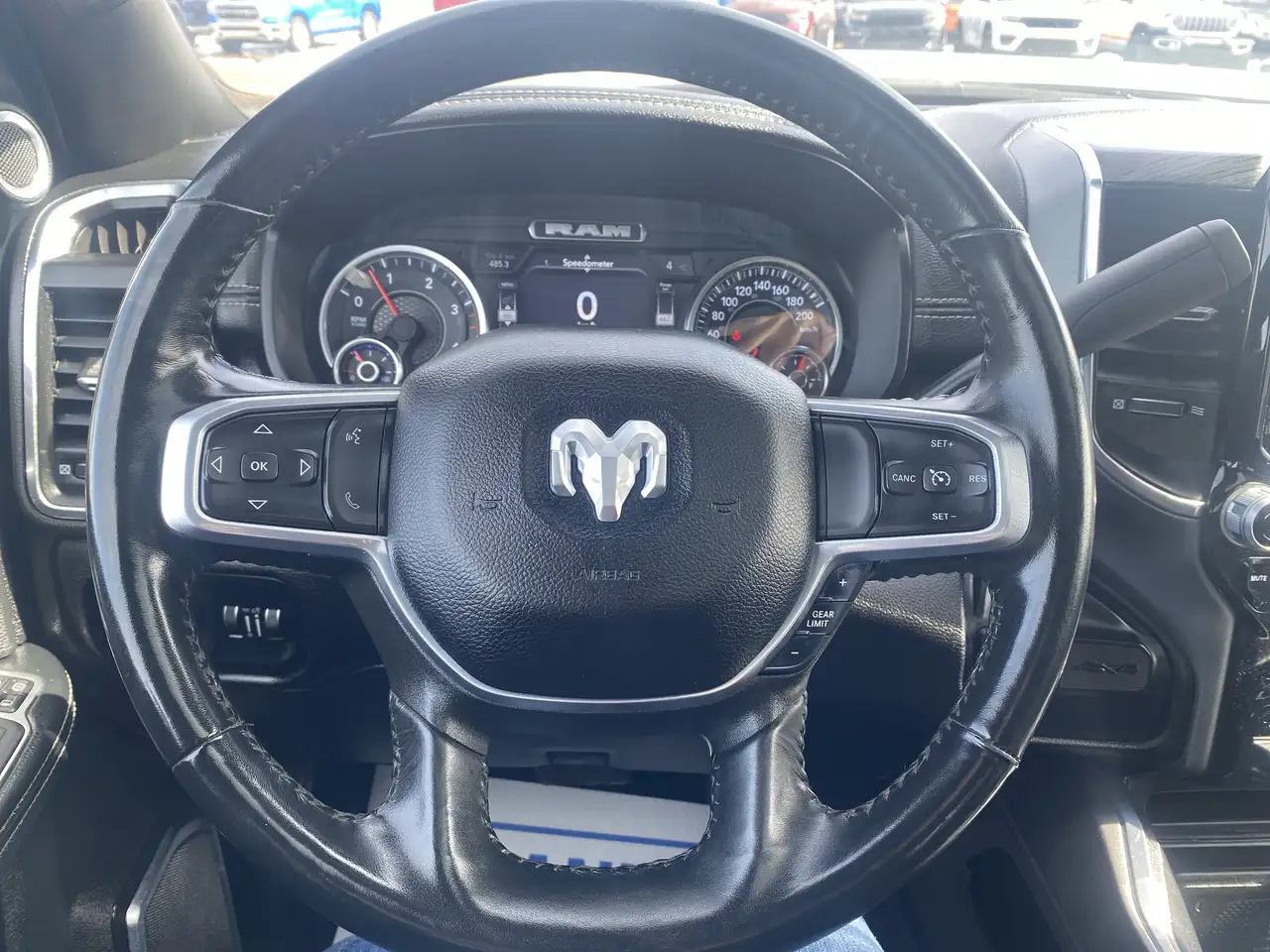 RAM 3500 снимка RAM 3500