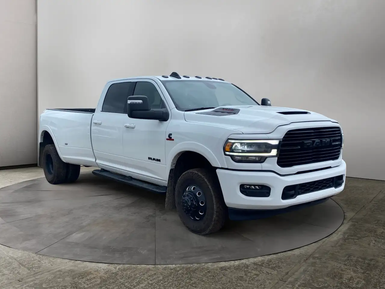 RAM 3500 снимка RAM 3500