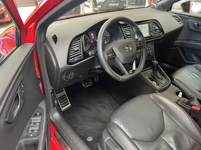 Seat Leon view 9