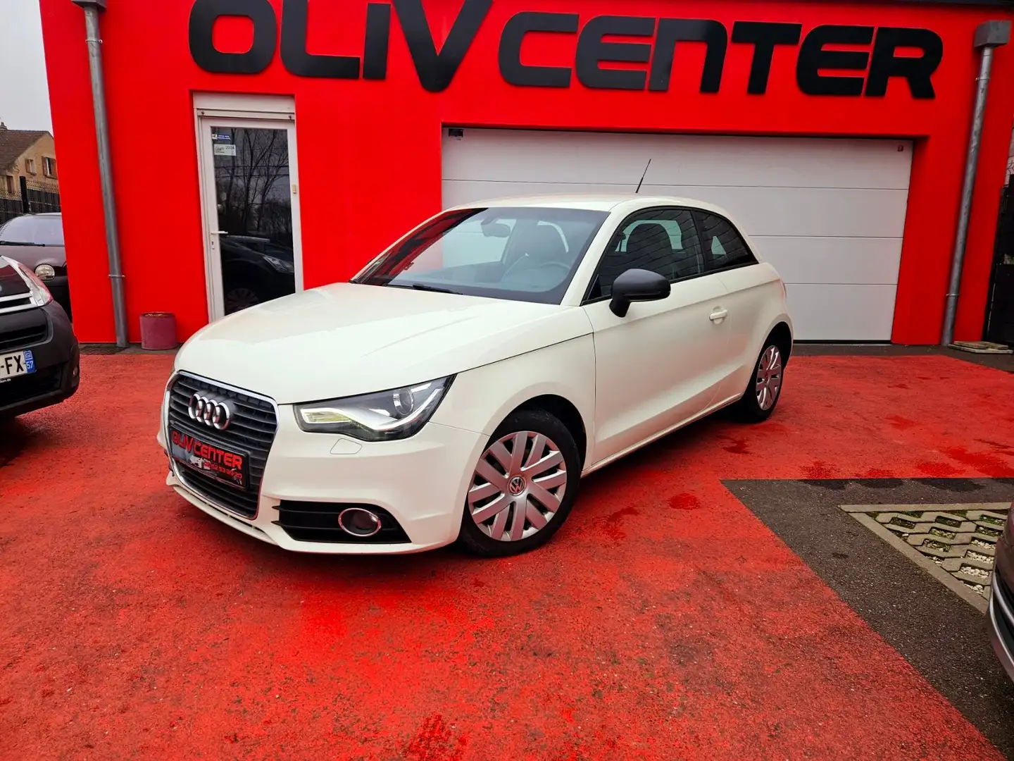 Audi A1 A1 1.6 TDI 105 Ambition Білий - 1