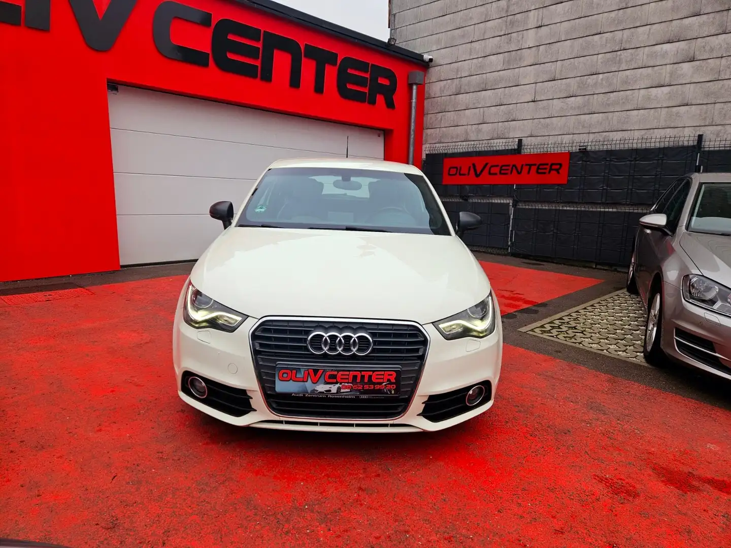 Audi A1 A1 1.6 TDI 105 Ambition Білий - 2