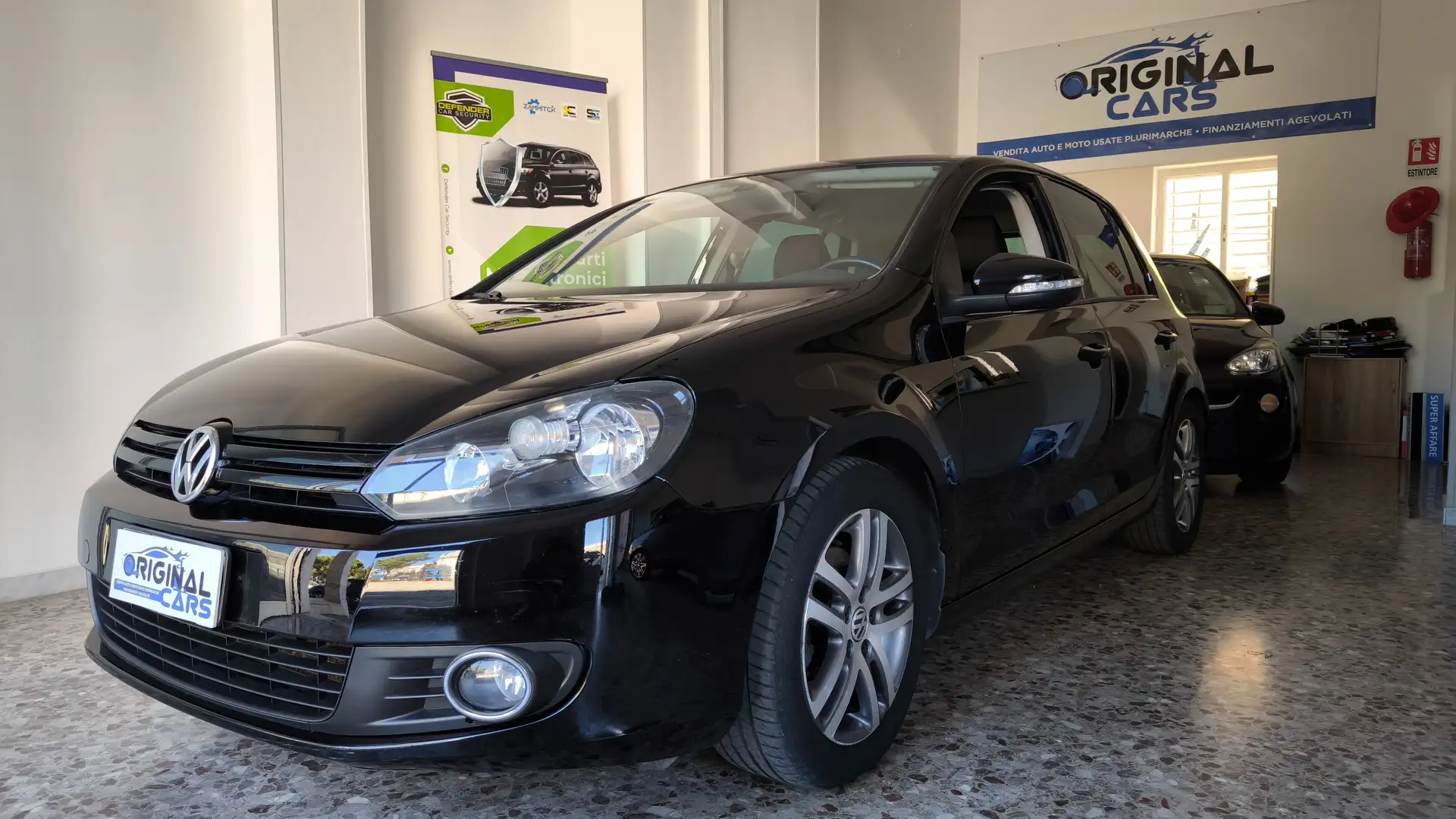 Volkswagen Golf Golf VI 2008 5p 1.6 tdi Highline 90 CV Nero - 1