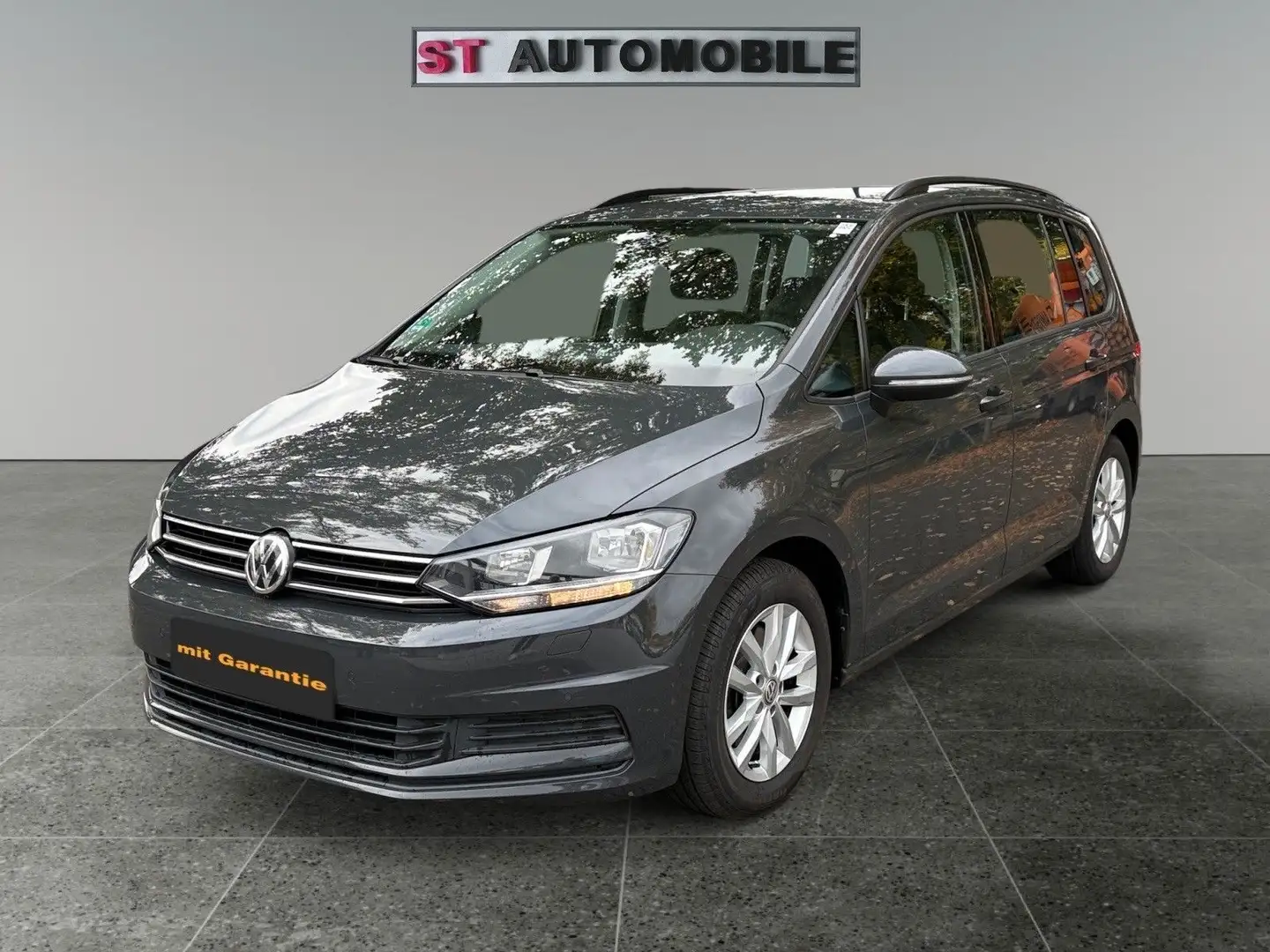 Volkswagen Touran Comfortline 1.5-Kamera-Navi-1.HAND Grau - 1