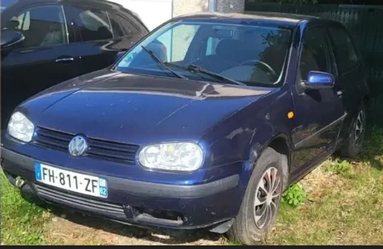 Volkswagen Golf 75