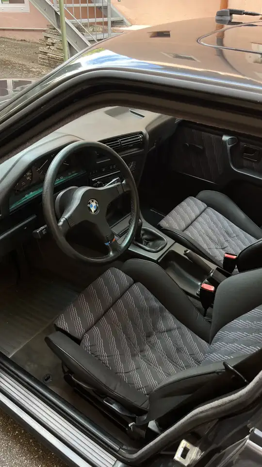BMW 325i touring, foto 10