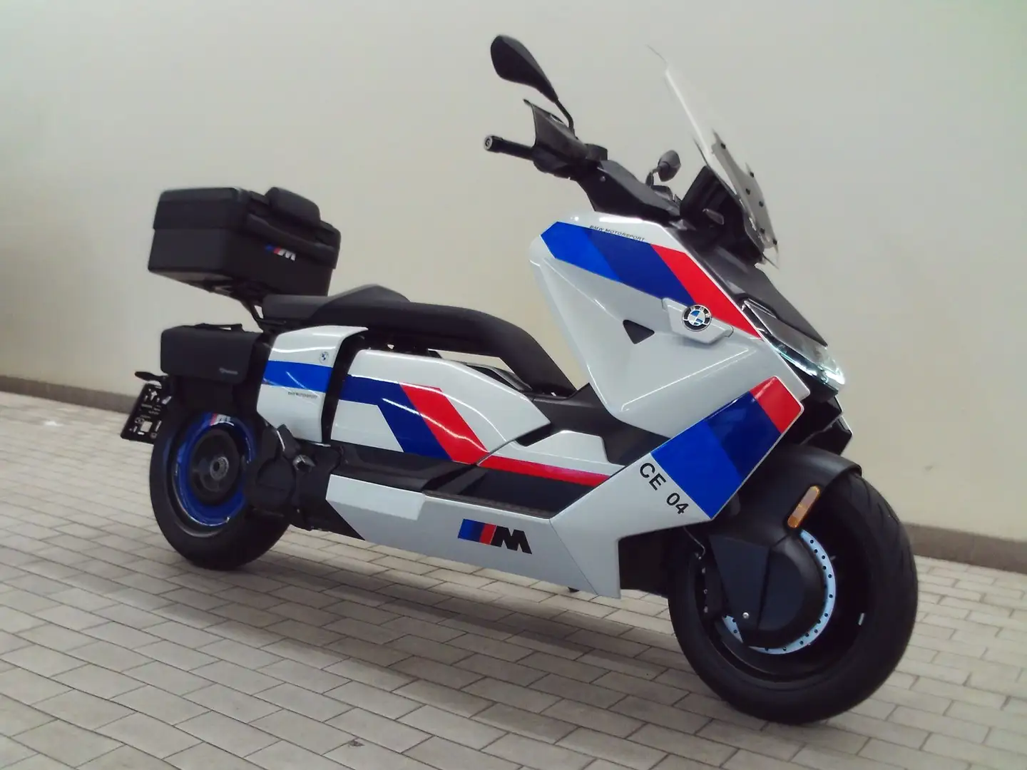 BMW CE 04 CE 04 L3eA2 Bianco - 2