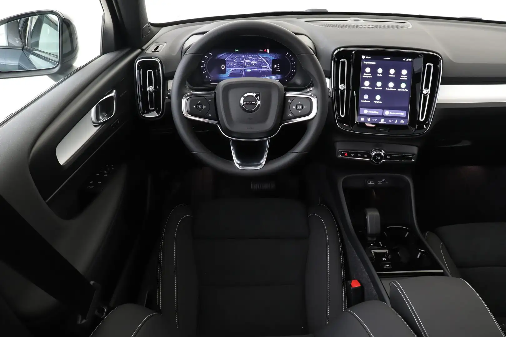 Volvo XC40 B4 (M-HYBRID) PLUS BLACK EDITION -PANO.DAK|HARMAN/ Blauw - 2