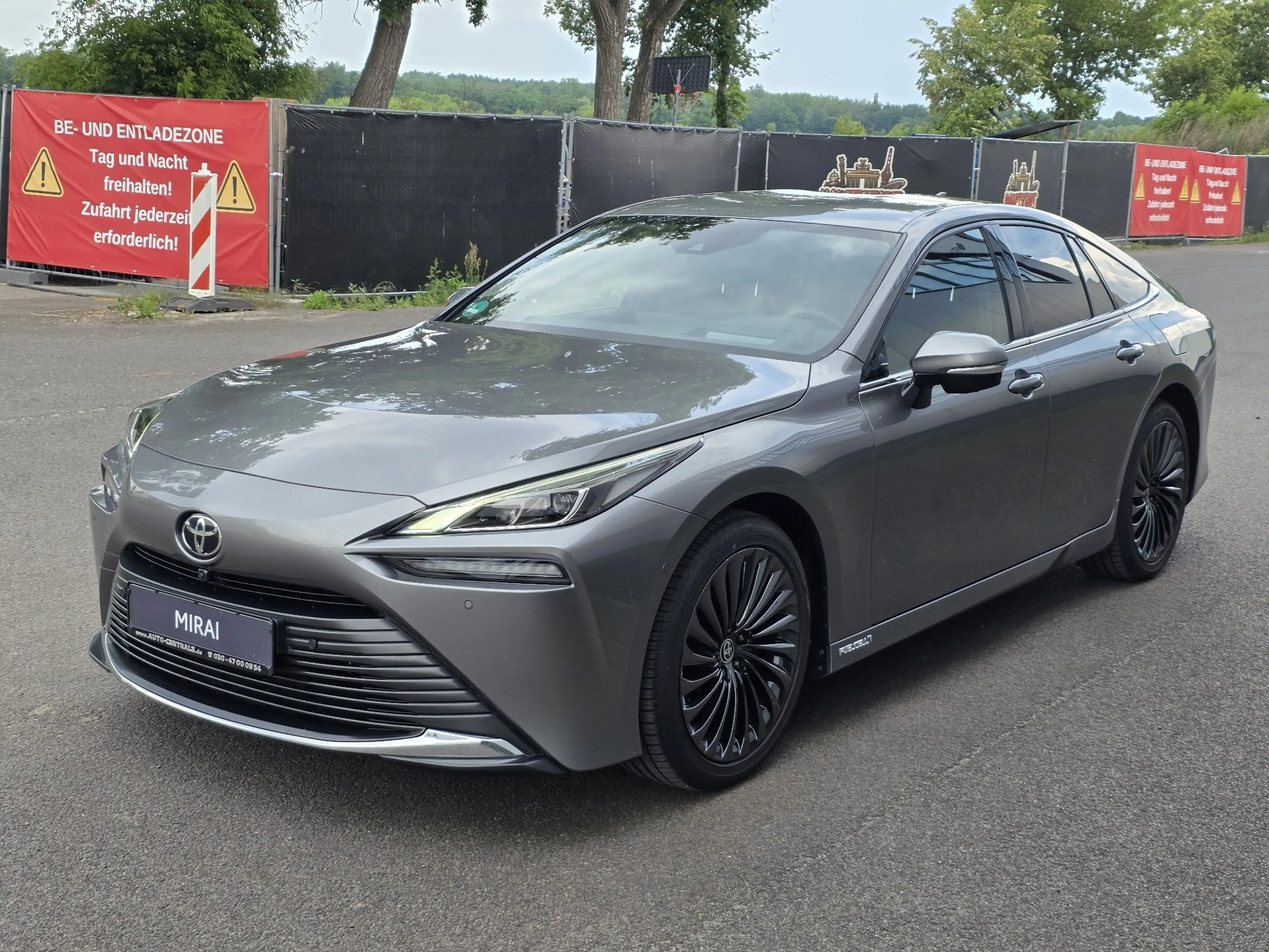 Toyota Mirai Mirai Luxury — photo 13