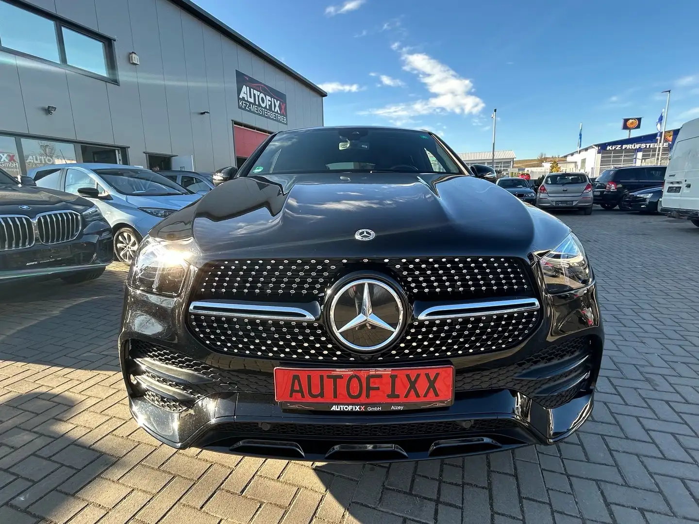 Mercedes-Benz GLE 300 GLE 300 d 4Matic Coupe AMG LINE (167.309) Schwarz - 2