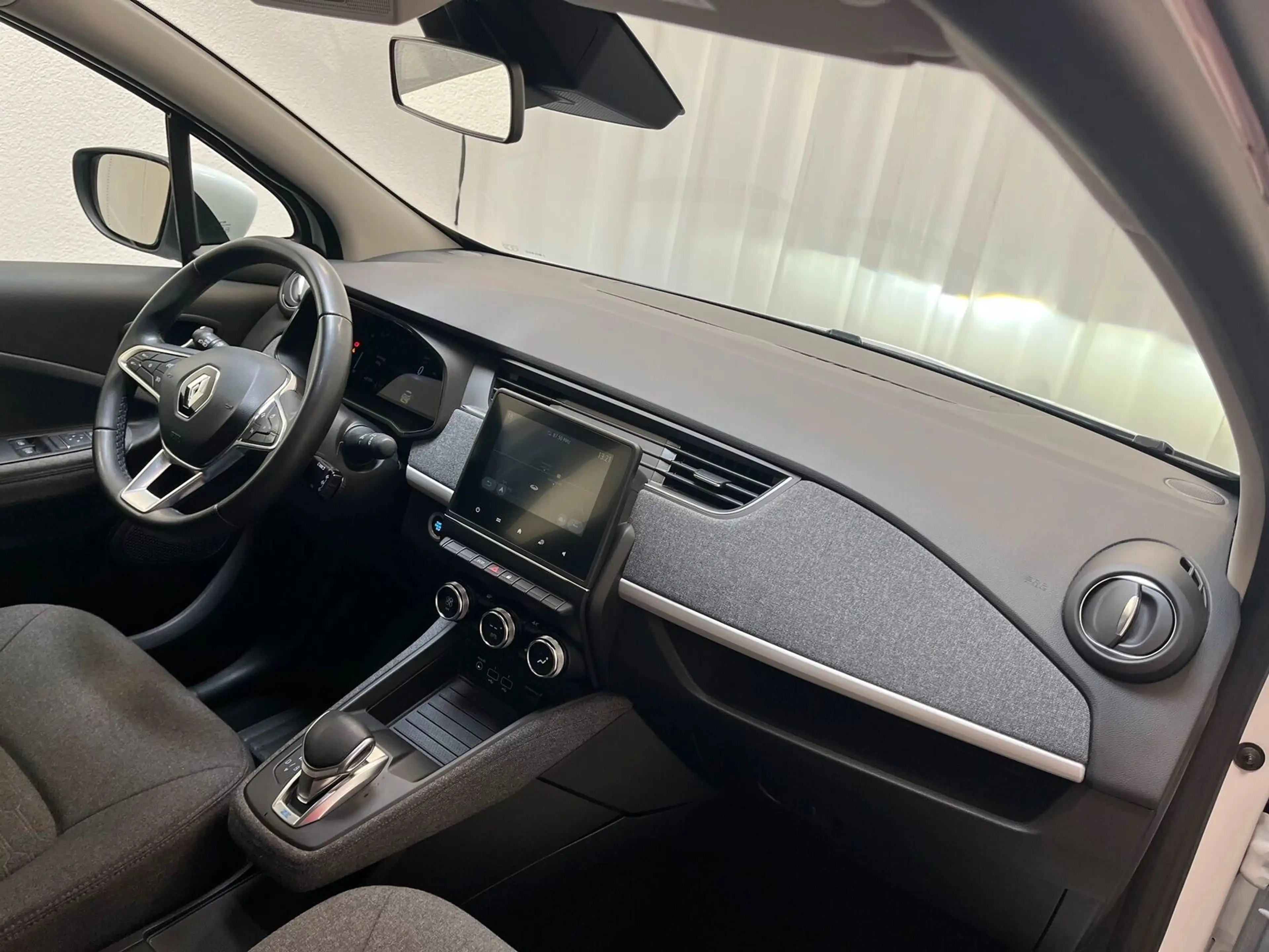 Renault ZOE Zoe R135 Evolution R135/ EV50 (Batterie 52 kWh) — photo 10