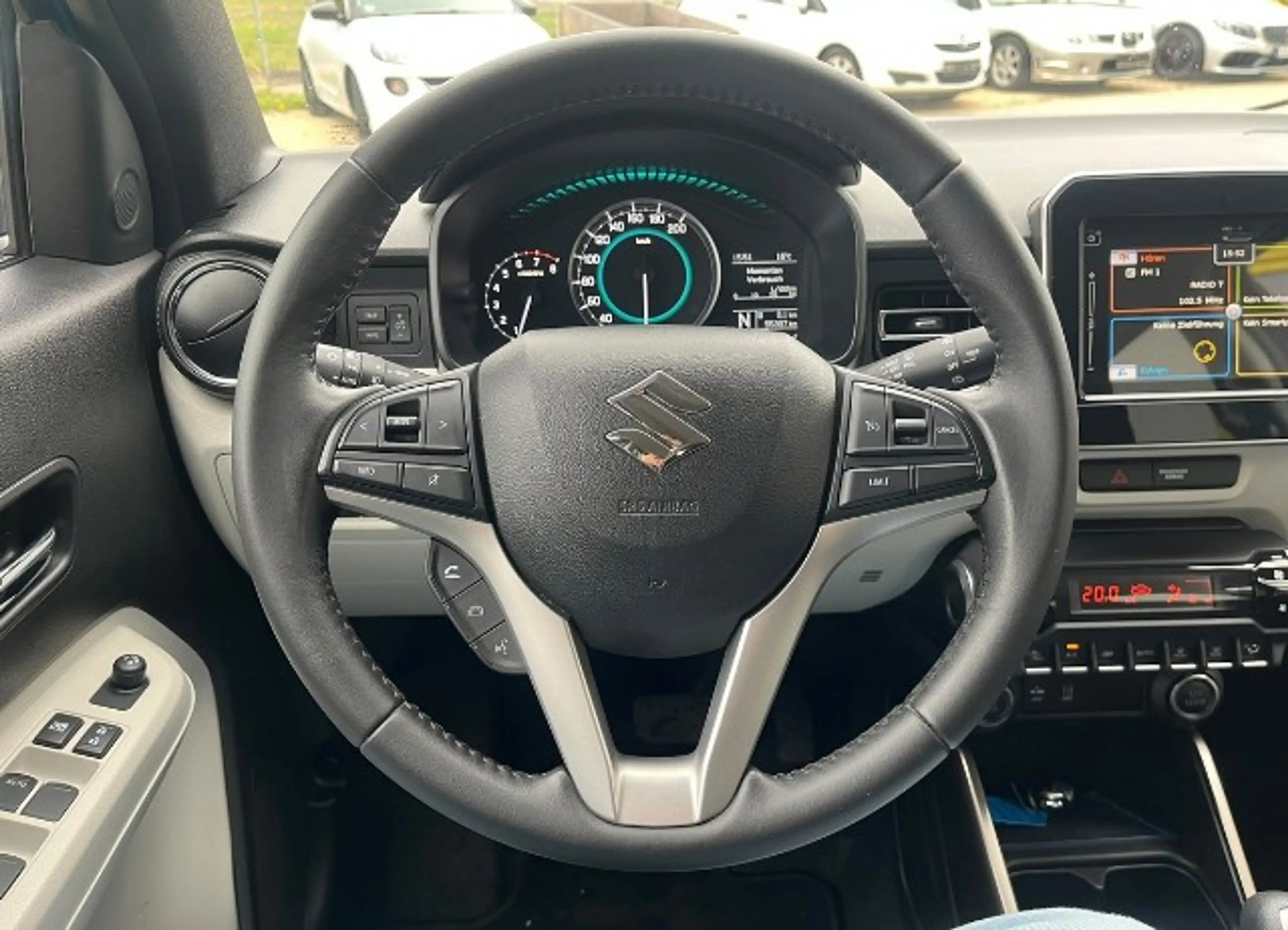 Suzuki Ignis 1.2 *1.Hand*Automatik*Navi*Bluetooth*Rückfahrkame — photo 15