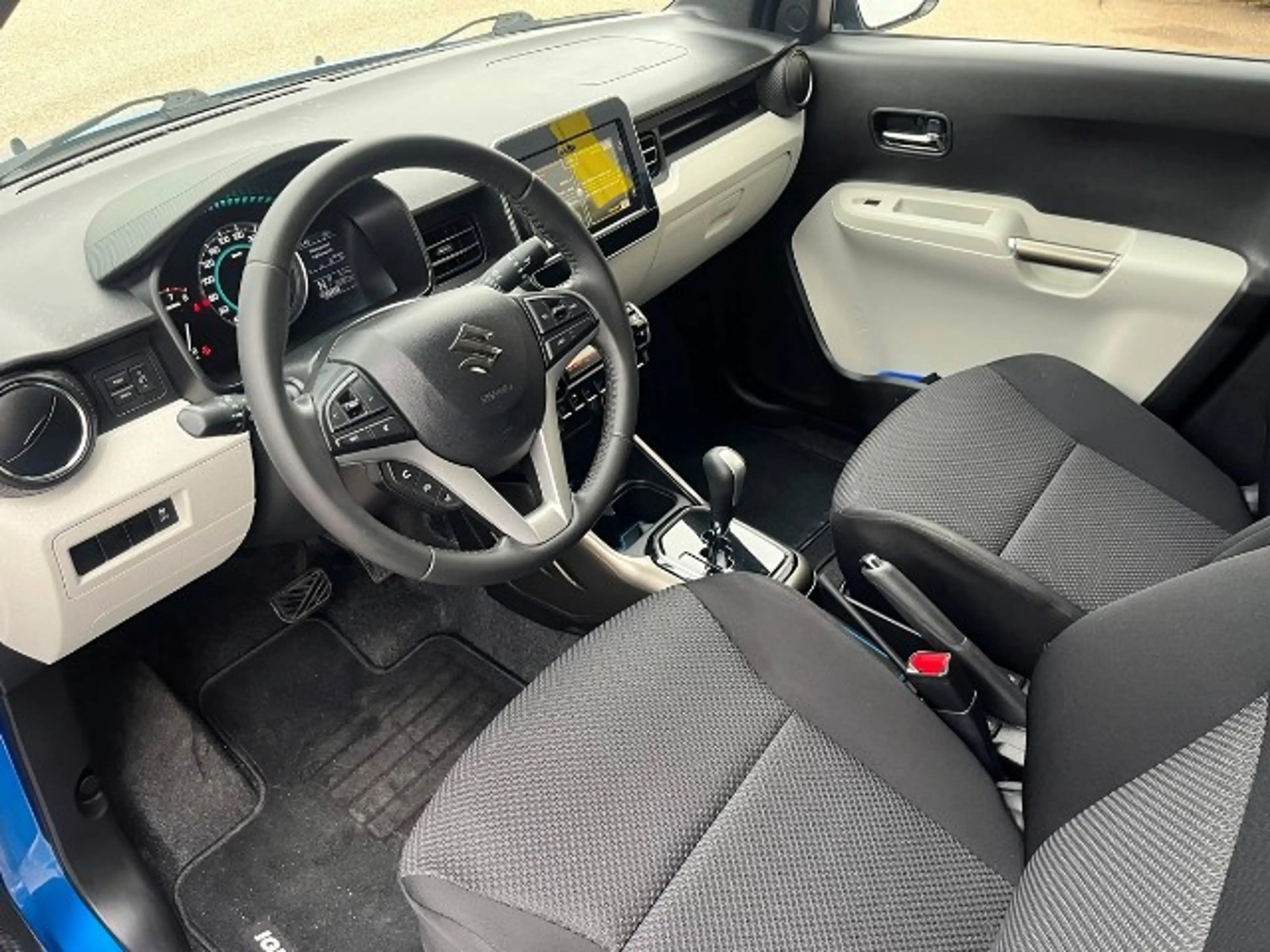 Suzuki Ignis 1.2 *1.Hand*Automatik*Navi*Bluetooth*Rückfahrkame — photo 9