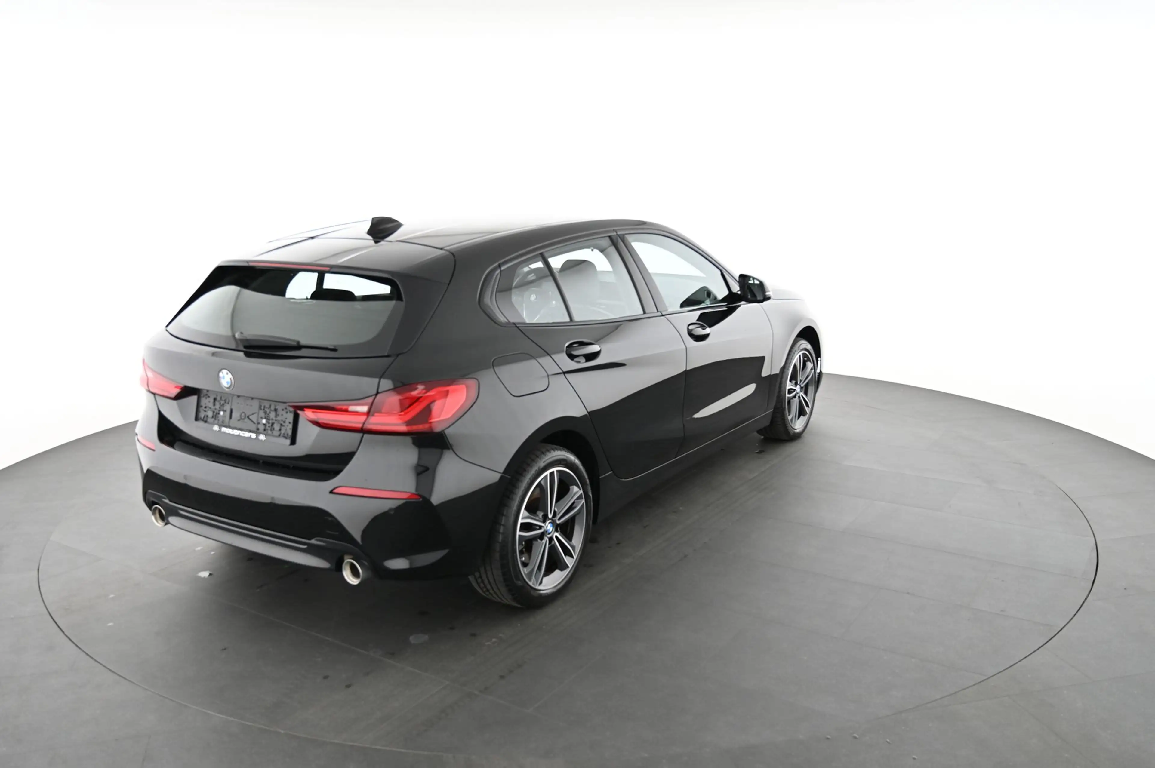 BMW 120 - 120 i 2.0 Sport Line Aut. Pickerl NEU — photo 2