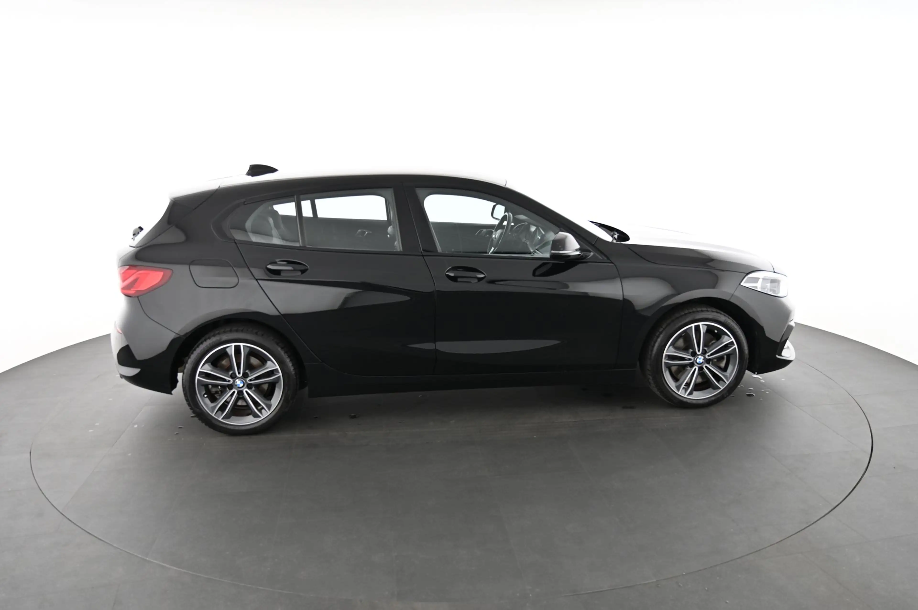 BMW 120 - 120 i 2.0 Sport Line Aut. Pickerl NEU — photo 6