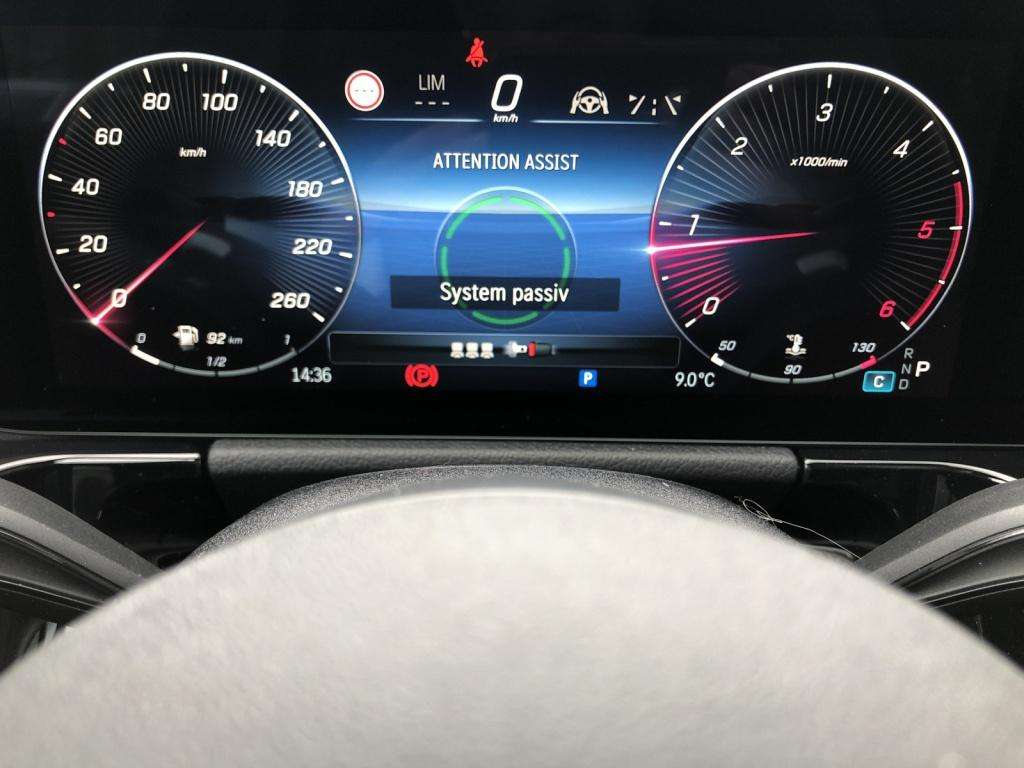 Mercedes-Benz GLA 220