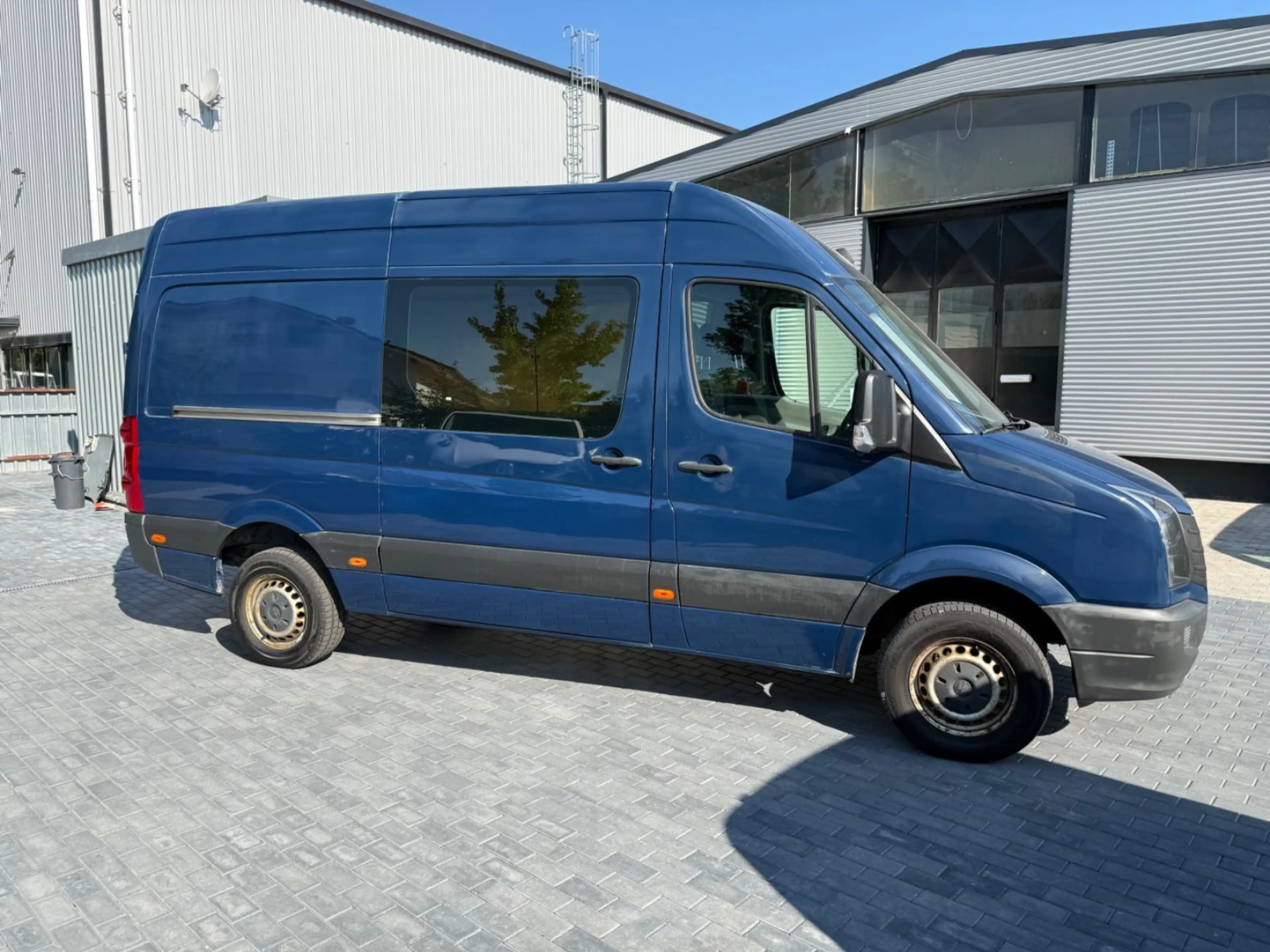 Volkswagen Crafter Kasten 35 mittel L2H2 Hochdach*NAVI*KAM — photo 6