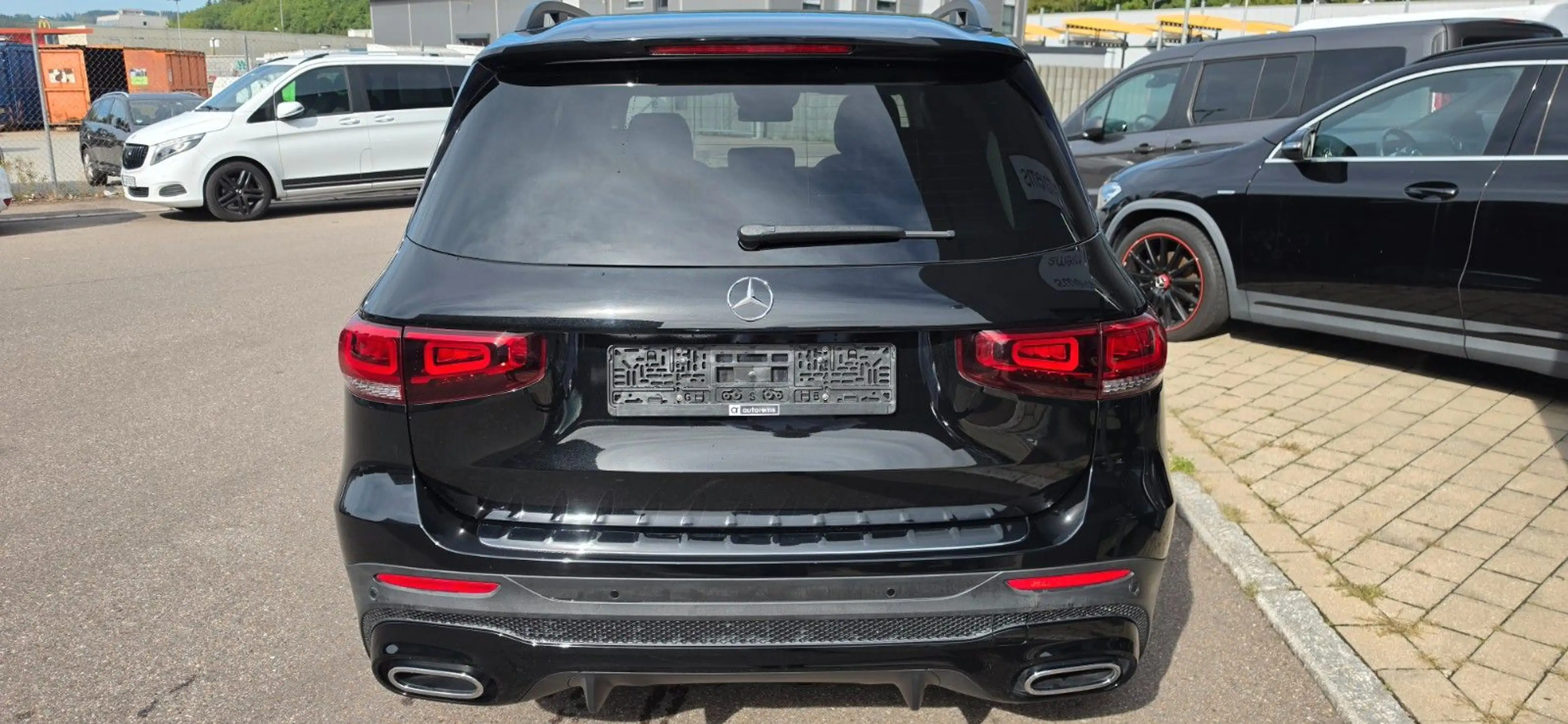 Mercedes-Benz GLB 250 *AMG-PAKET*ACC*ASSIST*AMBIENTE*BURMESTER* — photo 6