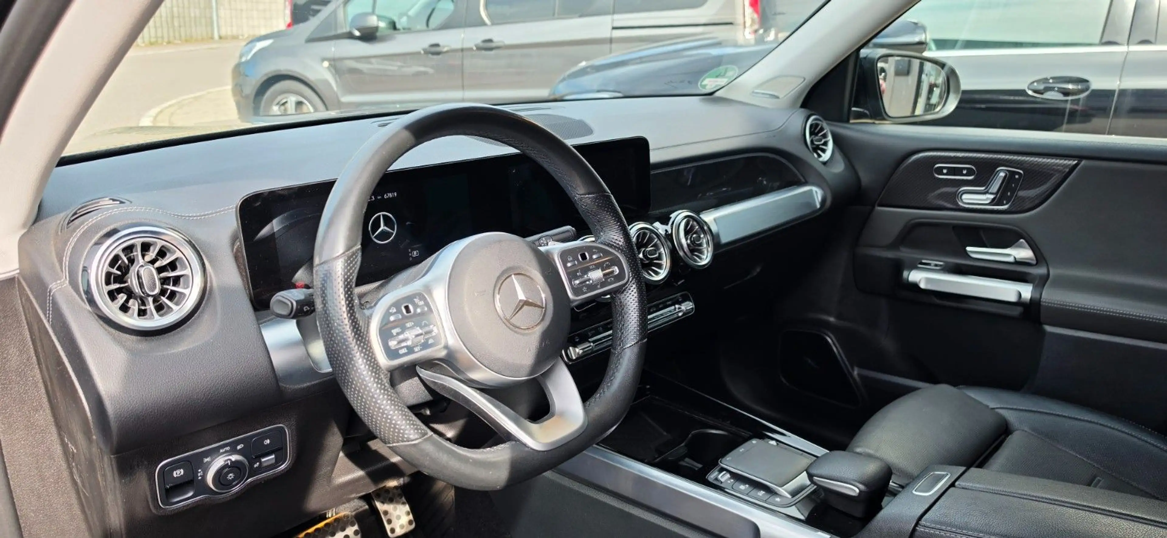 Mercedes-Benz GLB 250 *AMG-PAKET*ACC*ASSIST*AMBIENTE*BURMESTER* — photo 9