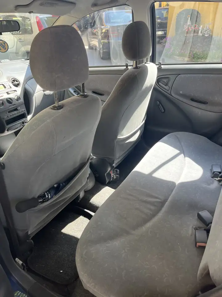 Toyota Yaris 5p 1.0 Sol, foto 5