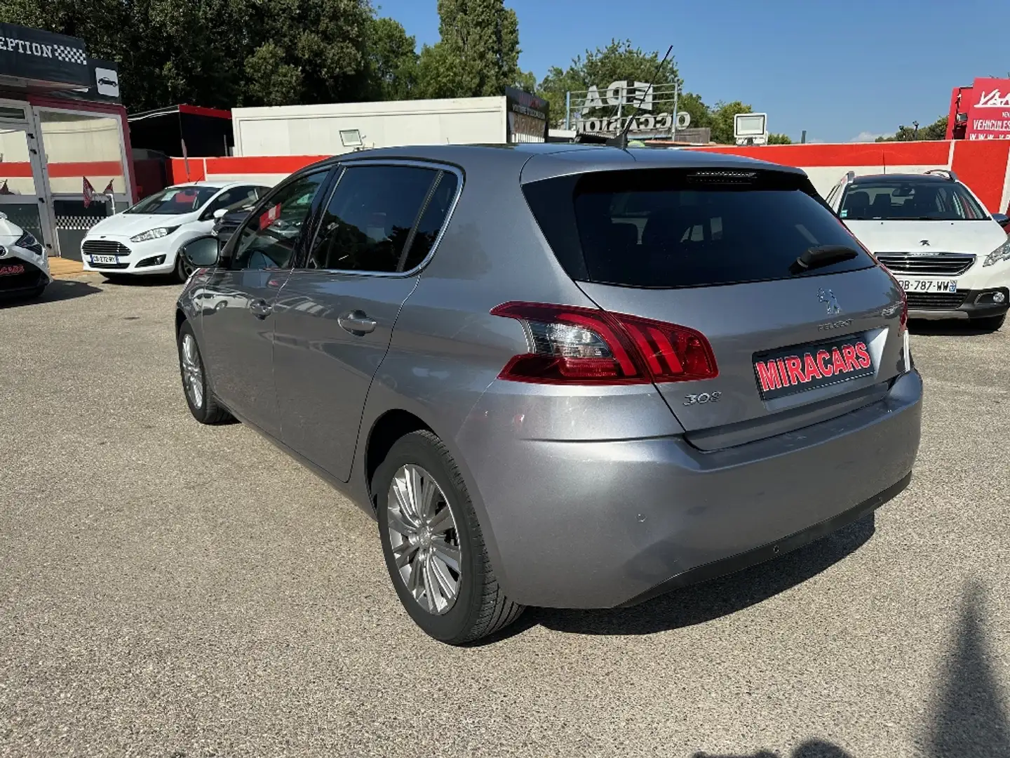 Peugeot 308 1.6 BlueHDi 120ch BVM6 Allure - 2