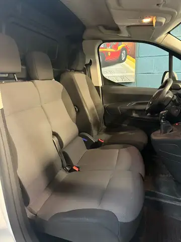 Peugeot Partner view 10